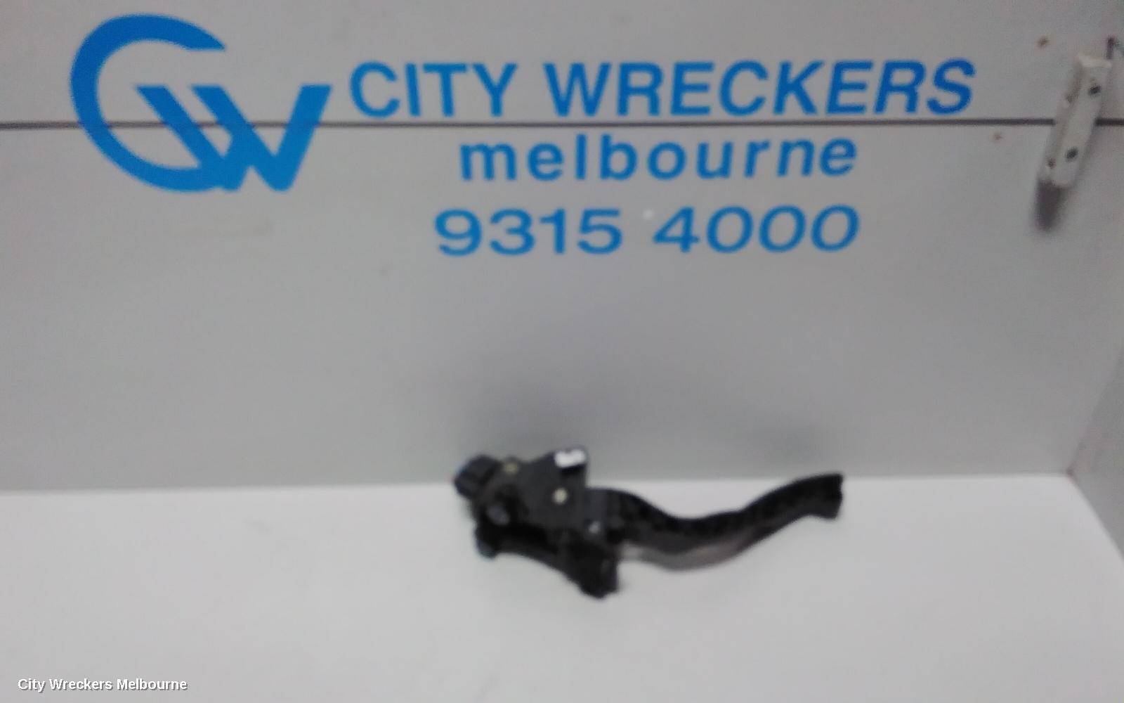MITSUBISHI ECLIPSE CROSS 2018 Pedal Assembly