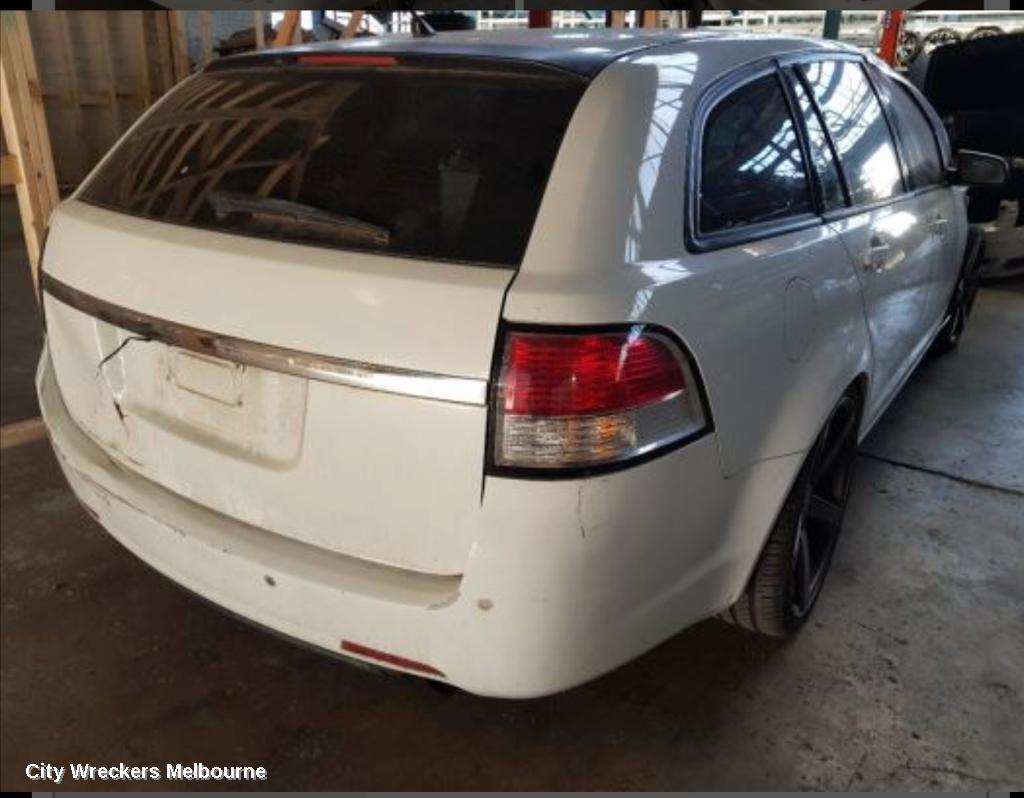 HOLDEN COMMODORE 2009 Left Rear Door/Sliding