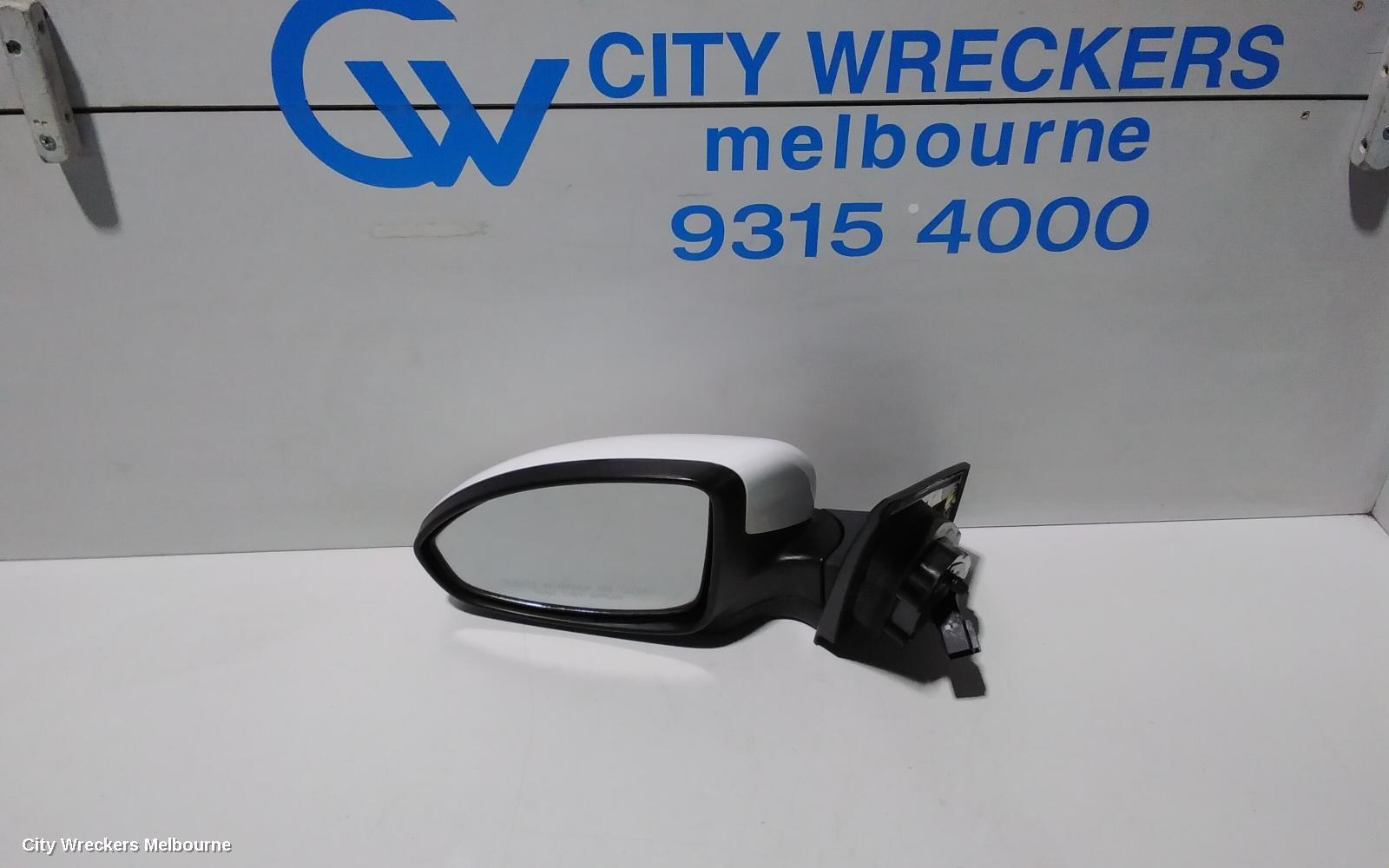 HOLDEN CRUZE 2011 Left Door Mirror