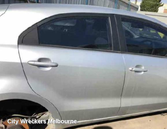 KIA RIO 2011 RIGHT_REAR_DOOR_SLIDING