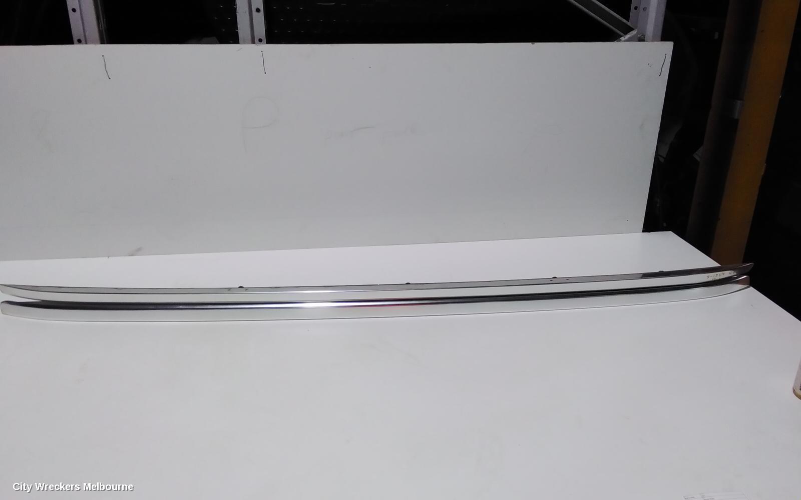 AUDI Q7 2008 Roof Rail