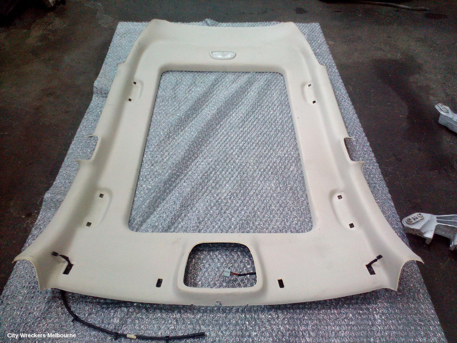 JEEP CHEROKEE 2015 Hoodlining
