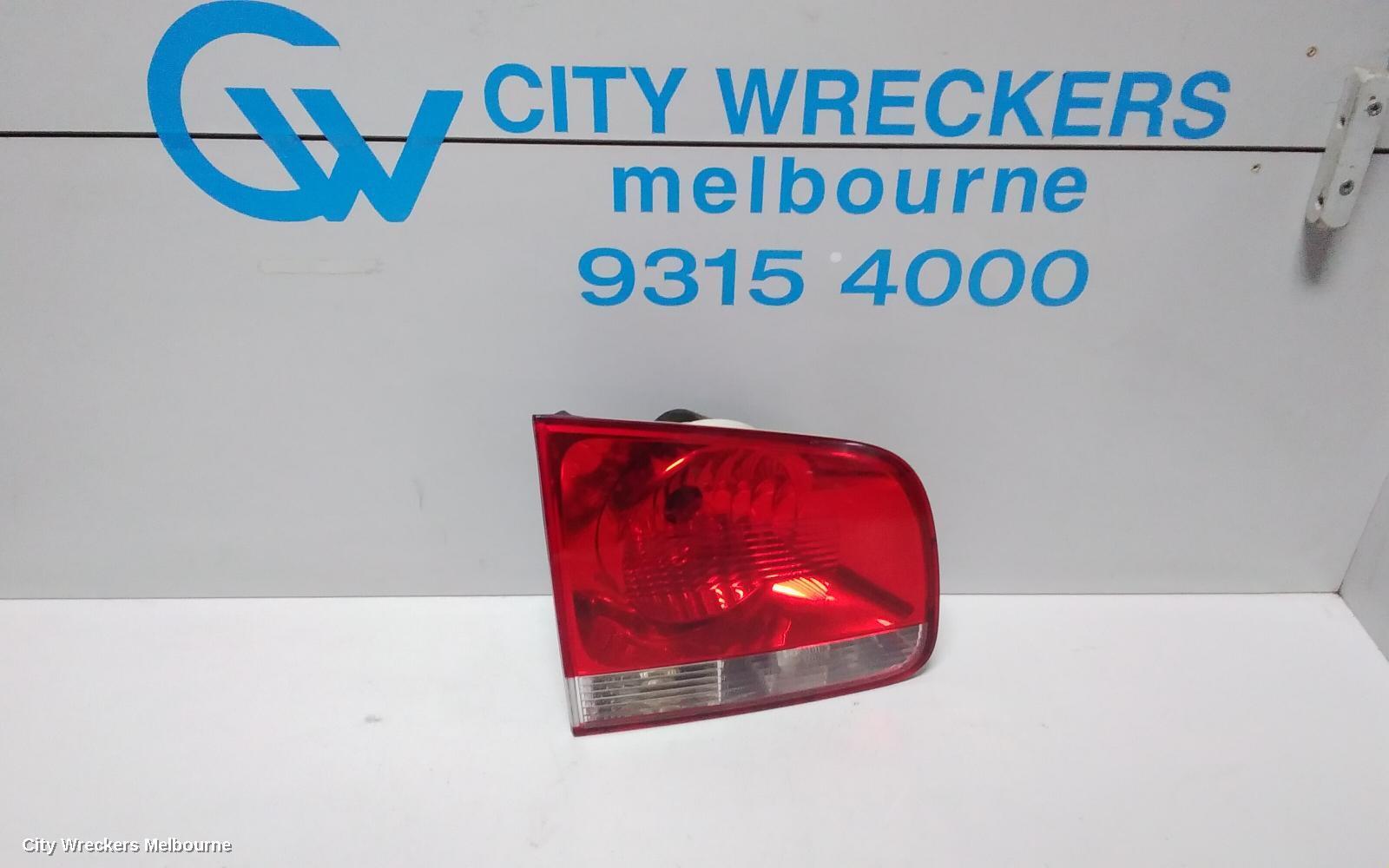 VOLKSWAGEN TOUAREG 2005 Rear Garnish