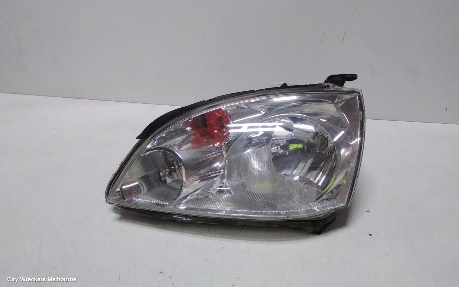 MITSUBISHI 380 2005 Left Headlamp