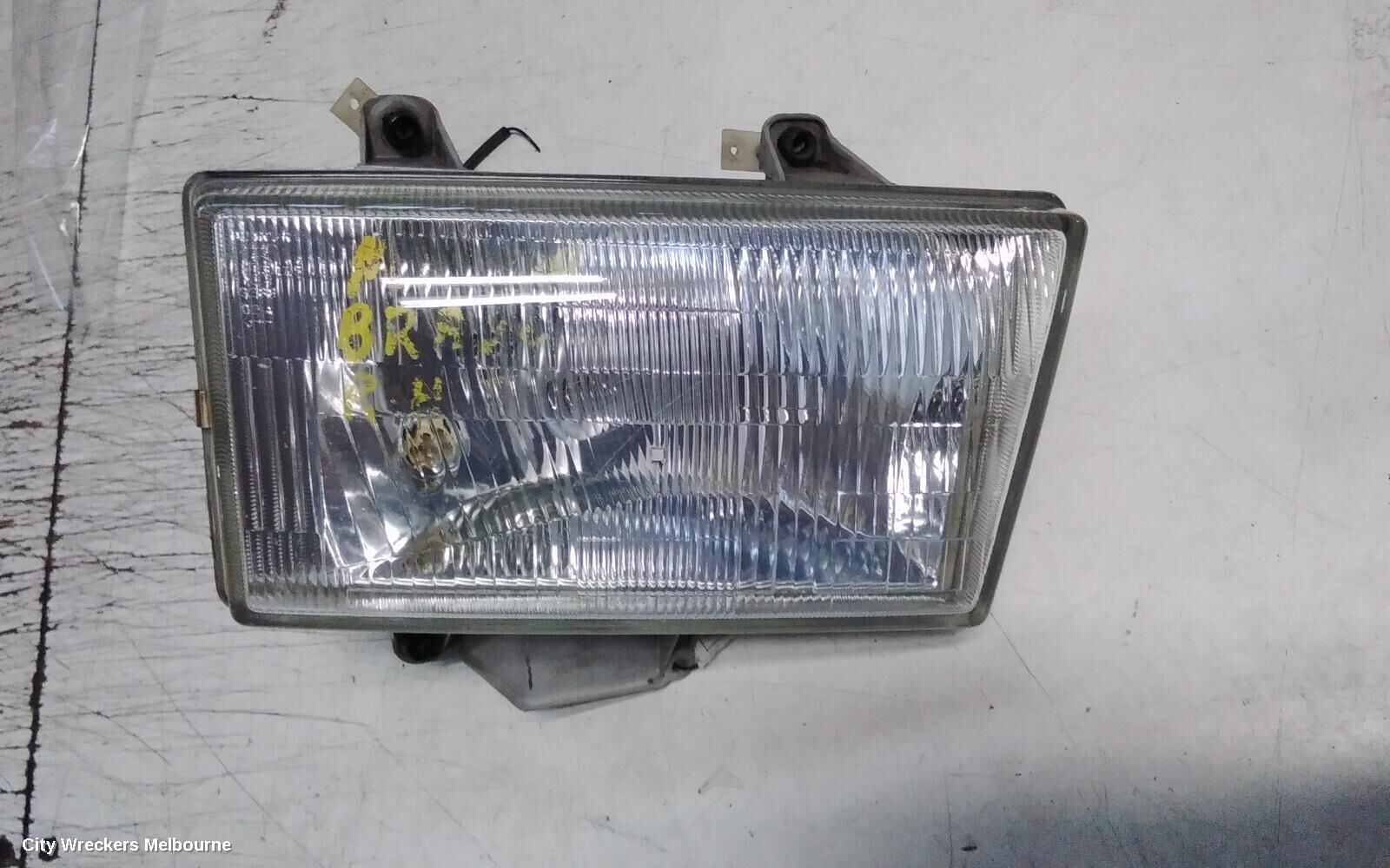 MAZDA BRAVO 2000 Right Headlamp