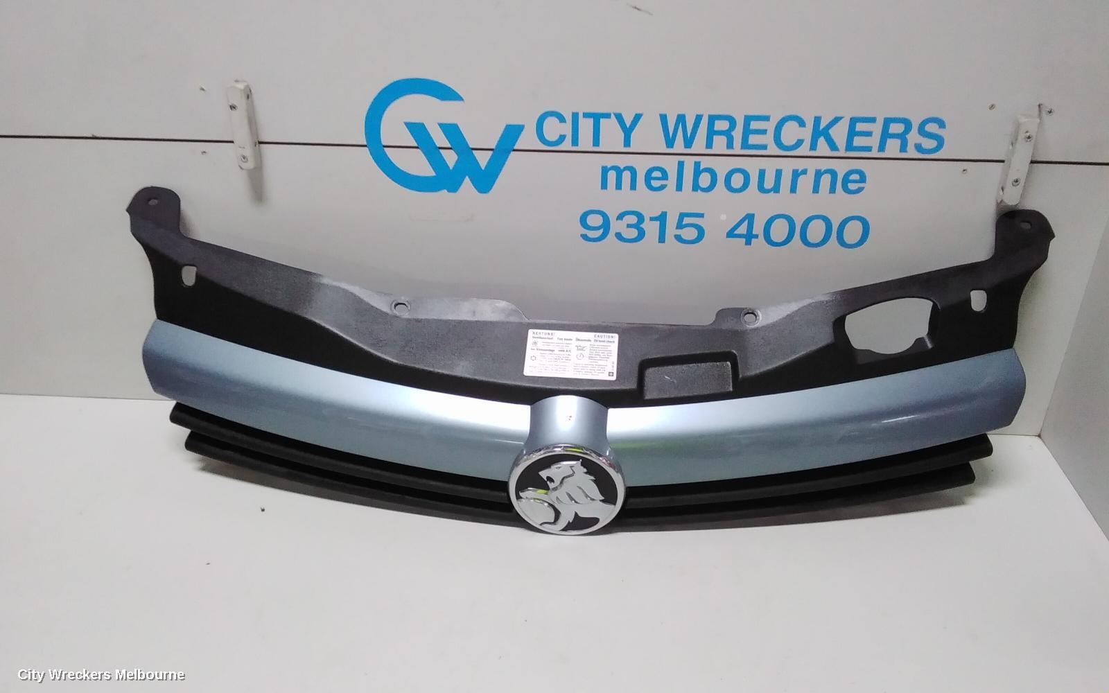 HOLDEN ASTRA 2006 Grille