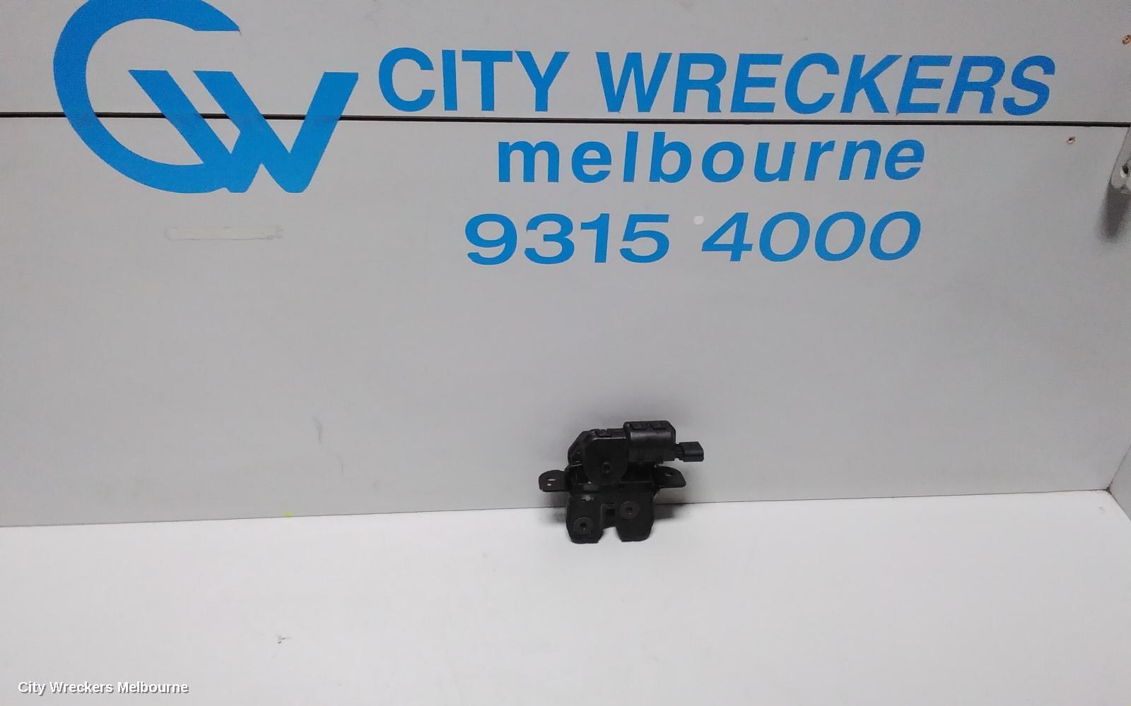 RENAULT CLIO 2013 Door/Boot/Gate Lock