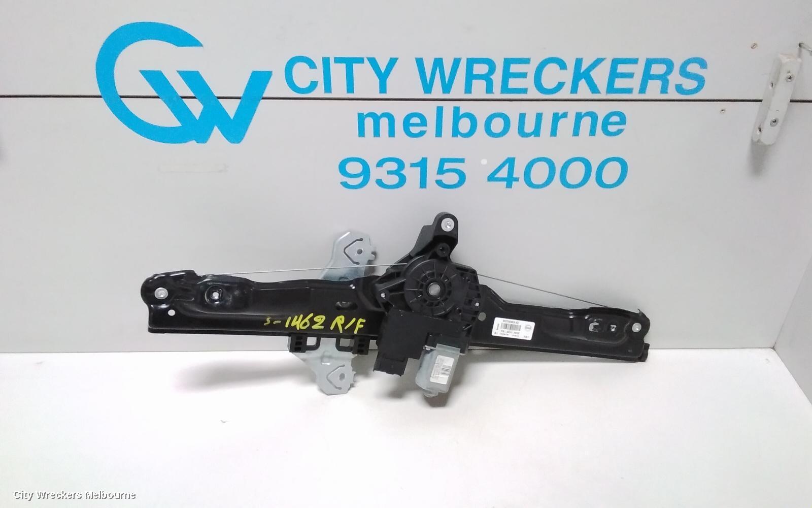 NISSAN QASHQAI 2016 Right Front Window Reg/Motor
