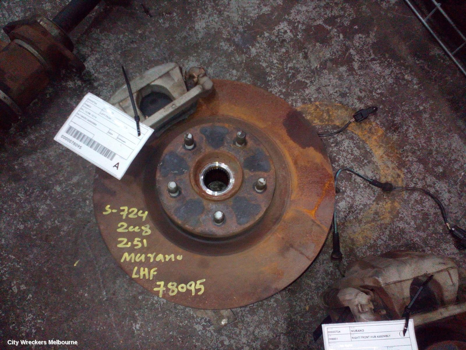 NISSAN MURANO 2009 Left Front Hub Assembly
