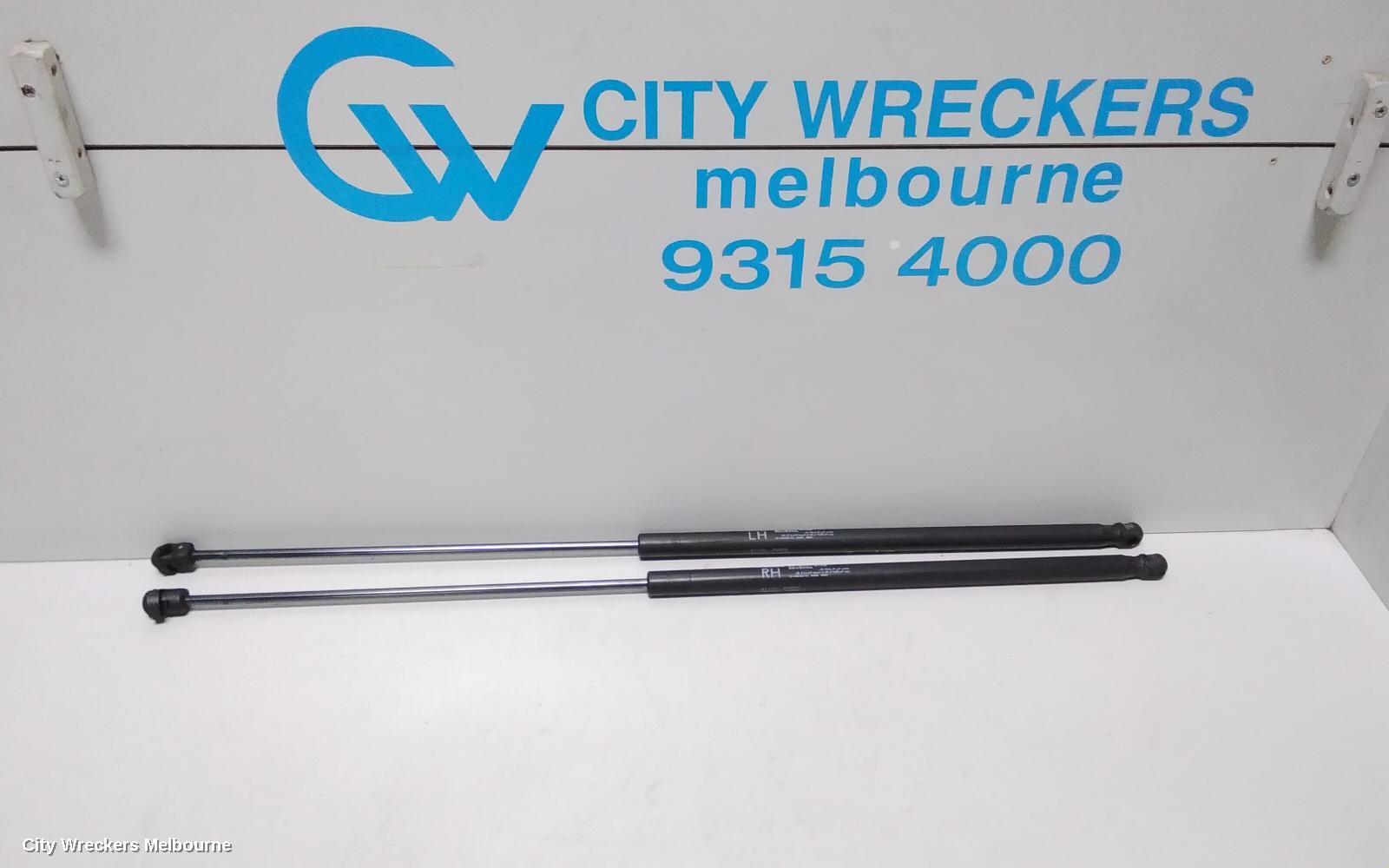 HYUNDAI VELOSTER 2014 Bonnet Hinge/Strut