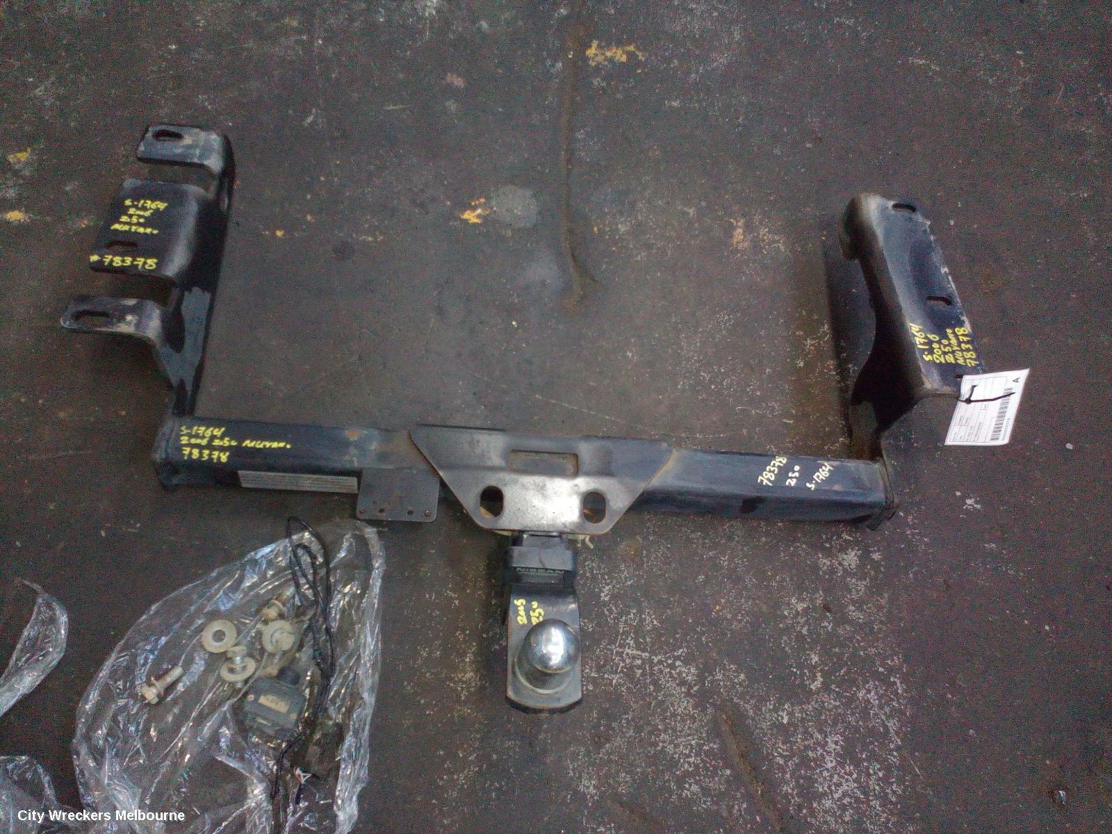 NISSAN MURANO 2005 Towbar