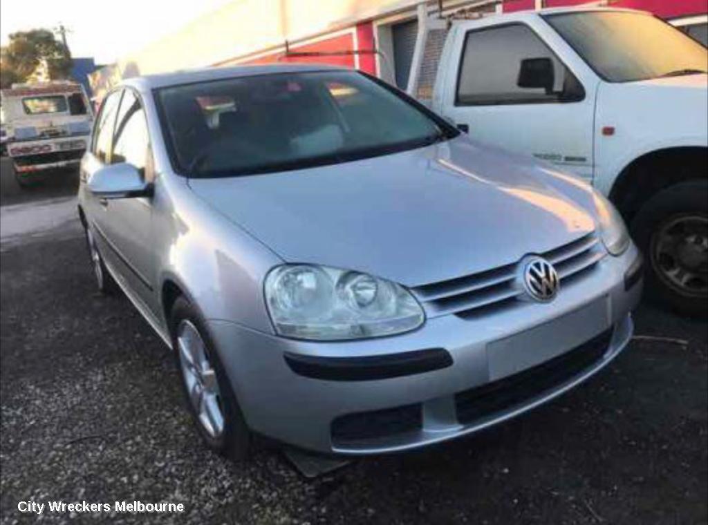 VOLKSWAGEN GOLF 2005 Left Rear Door/Sliding