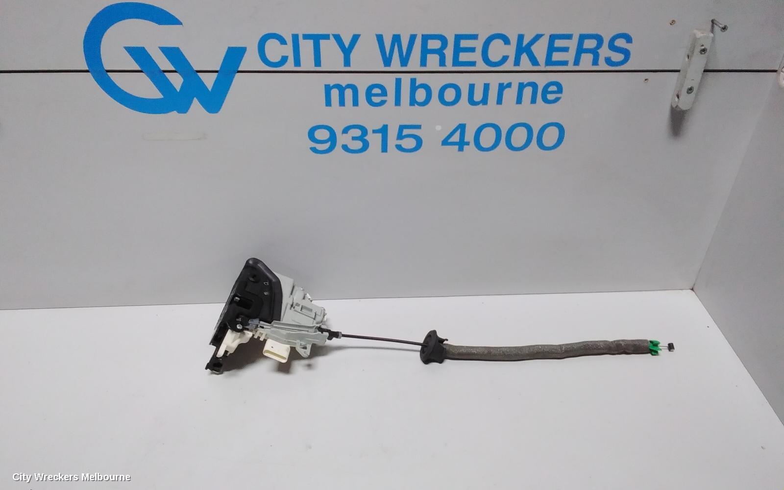 AUDI Q3 2015 Door/Boot/Gate Lock