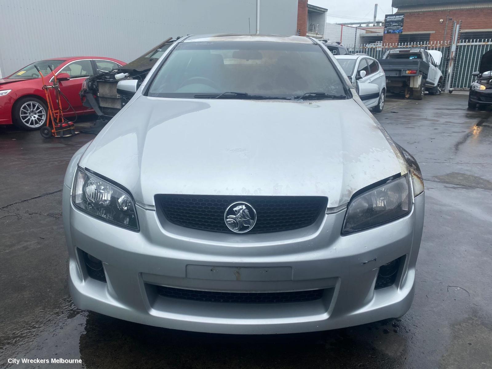 HOLDEN COMMODORE 2009 RIGHT_REAR_DOOR_SLIDING