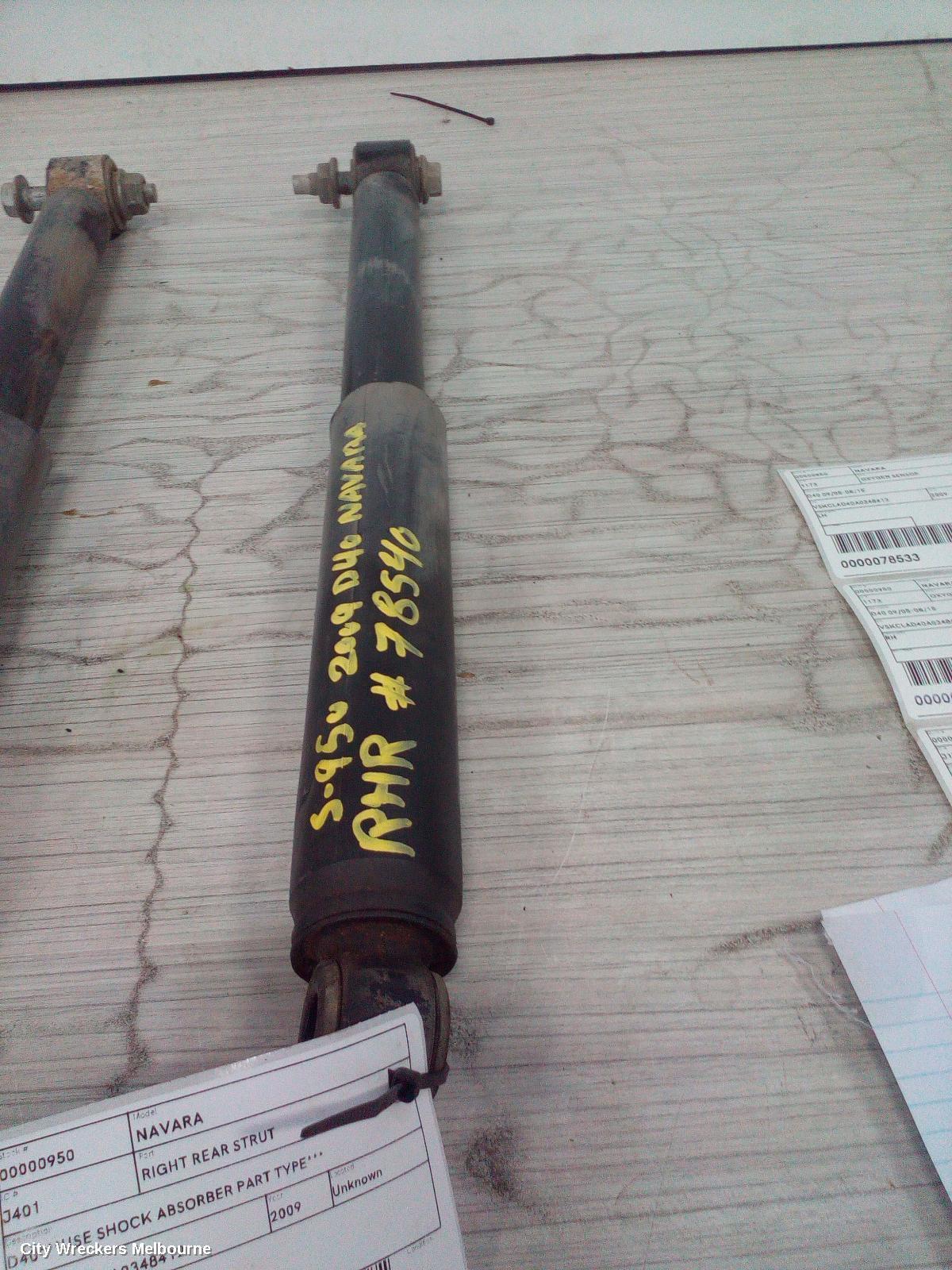 NISSAN NAVARA 2009 Right Rear Strut