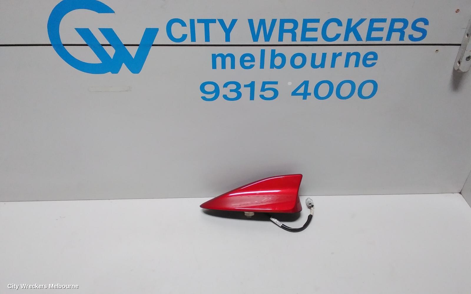 MAZDA CX3 2016 Antenna