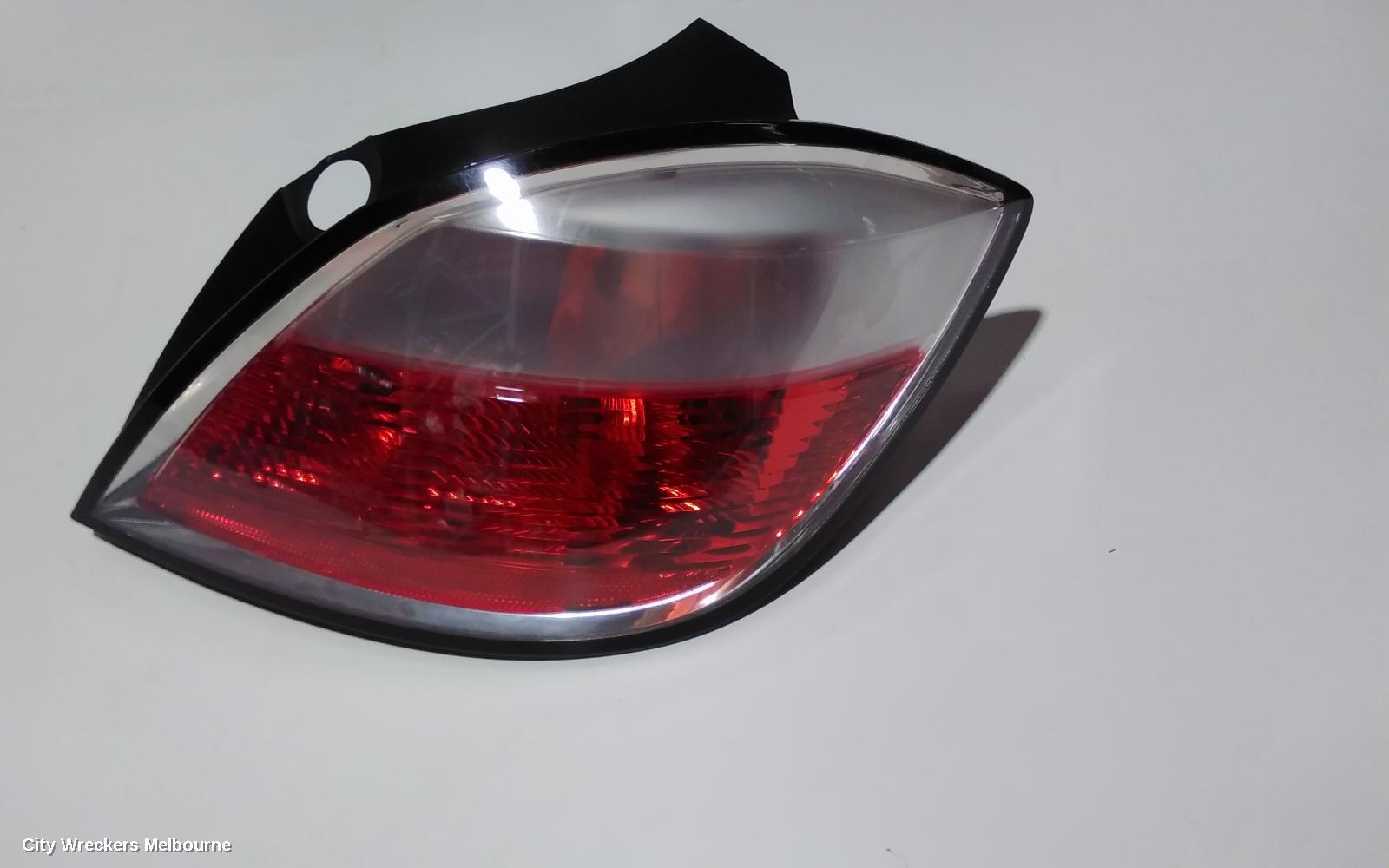 HOLDEN ASTRA 2007 Right Taillight