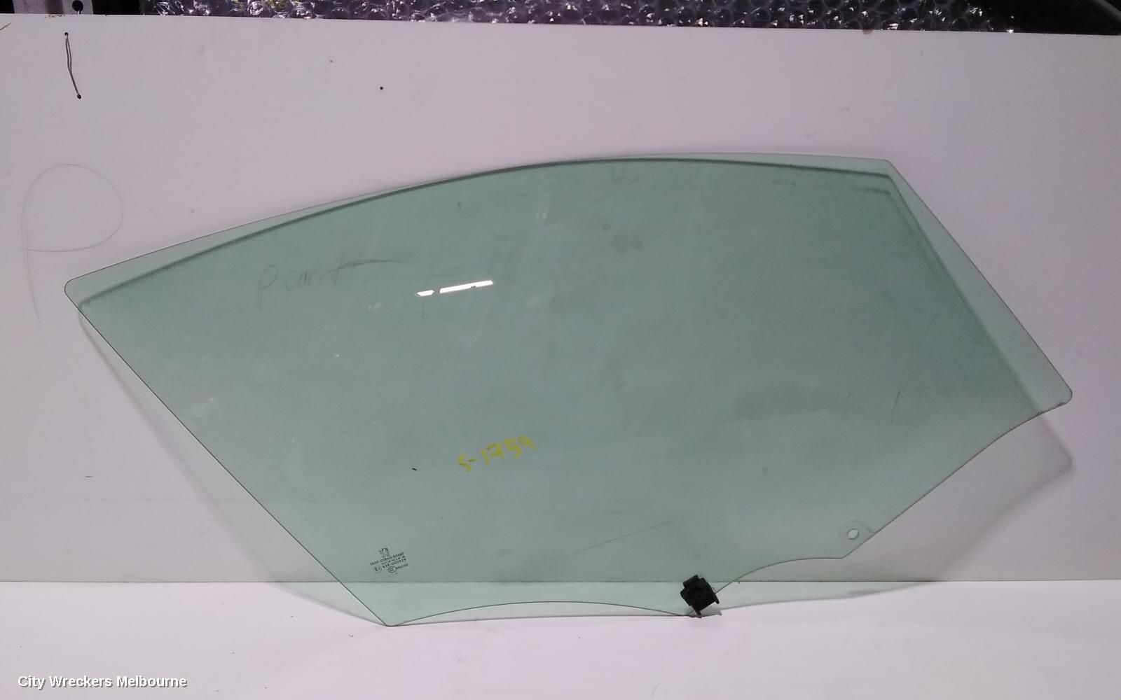 PEUGEOT 508 2011 Right Front Door Window