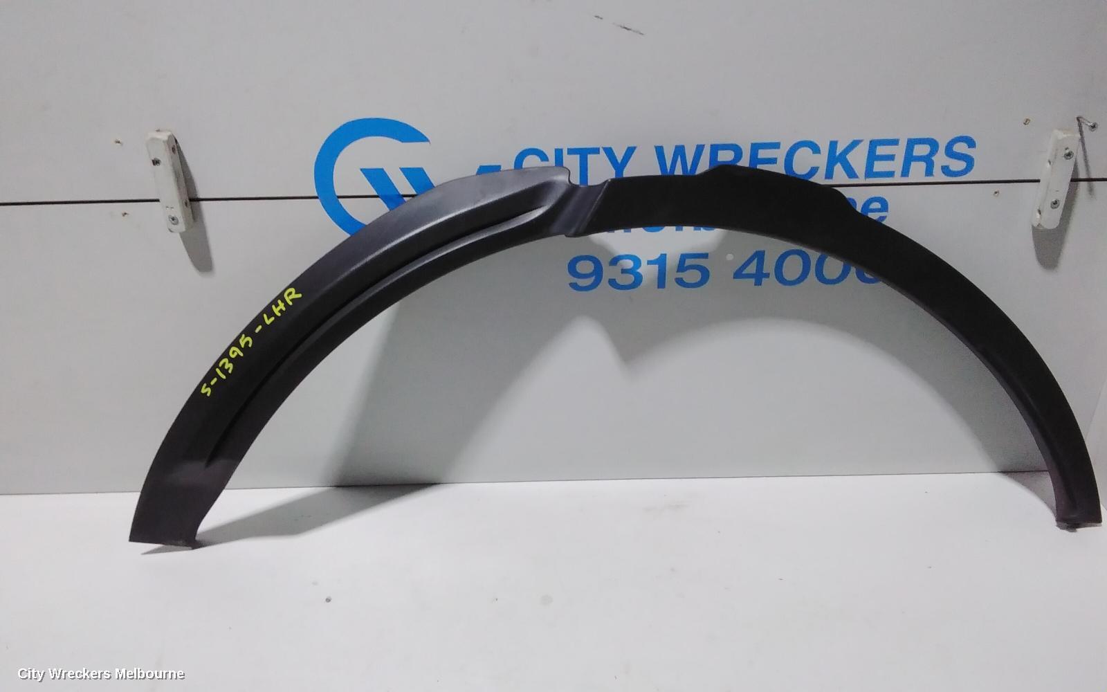 LAND ROVER RANGEROVER EVOQUE 2014 Wheel Arch Flare