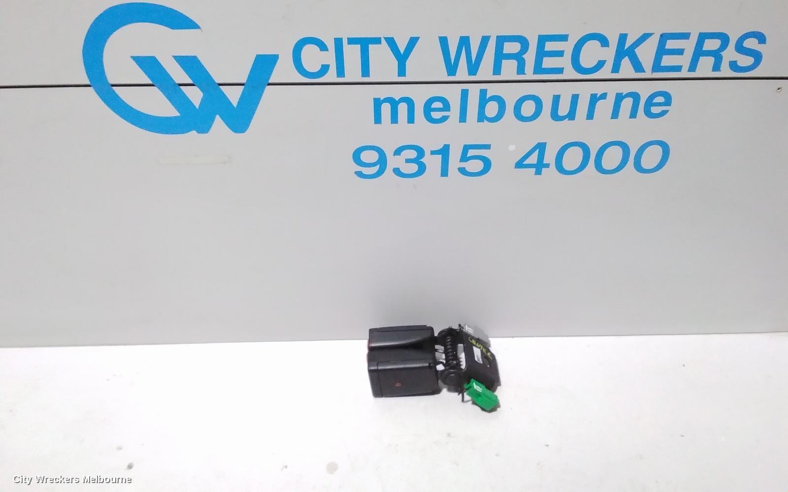 LAND ROVER RANGEROVER EVOQUE 2014 Seatbelt/Stalk