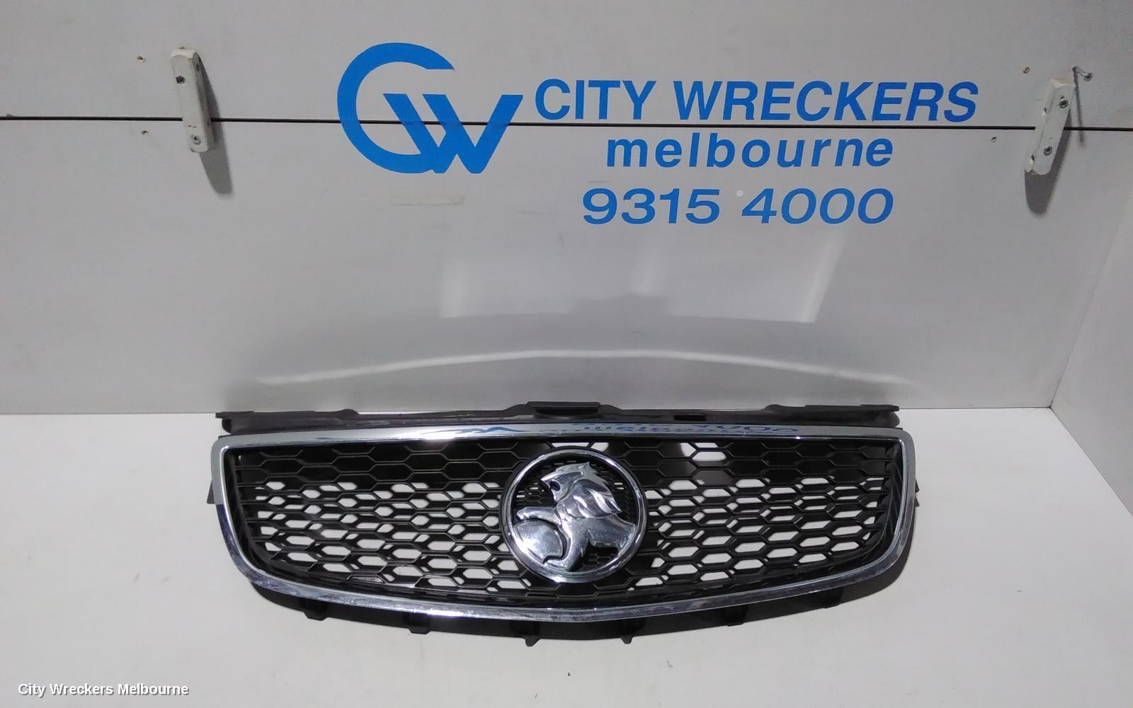 HOLDEN COMMODORE 2012 Grille