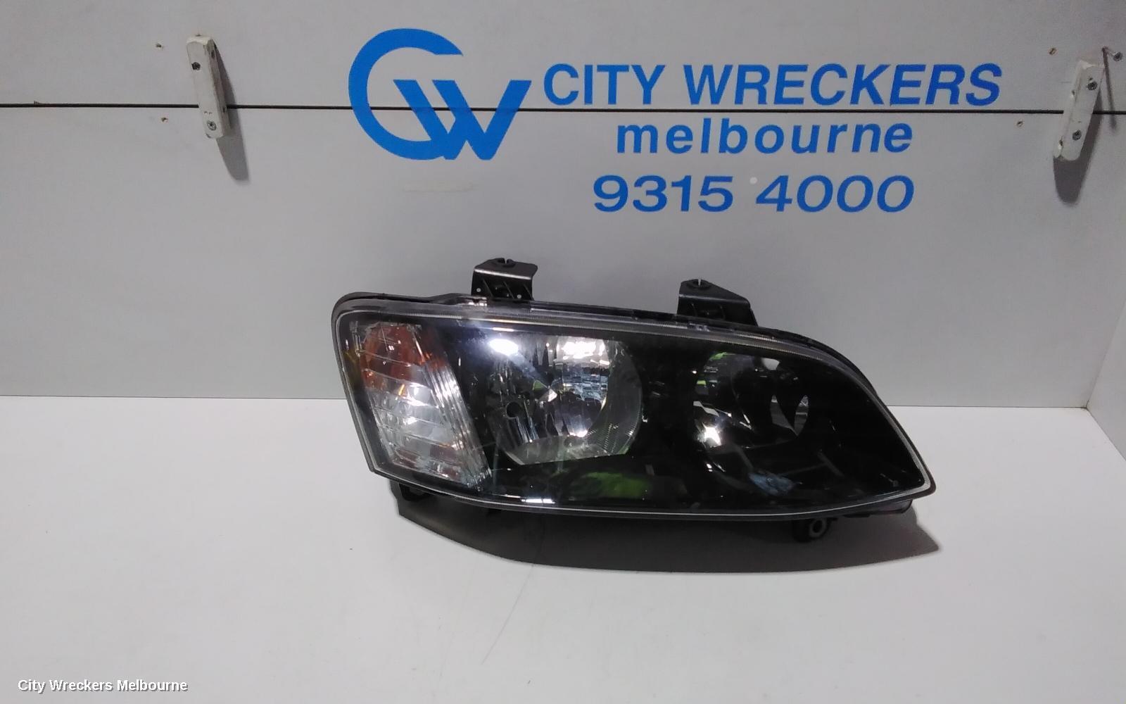 HOLDEN COMMODORE 2012 Right Headlamp