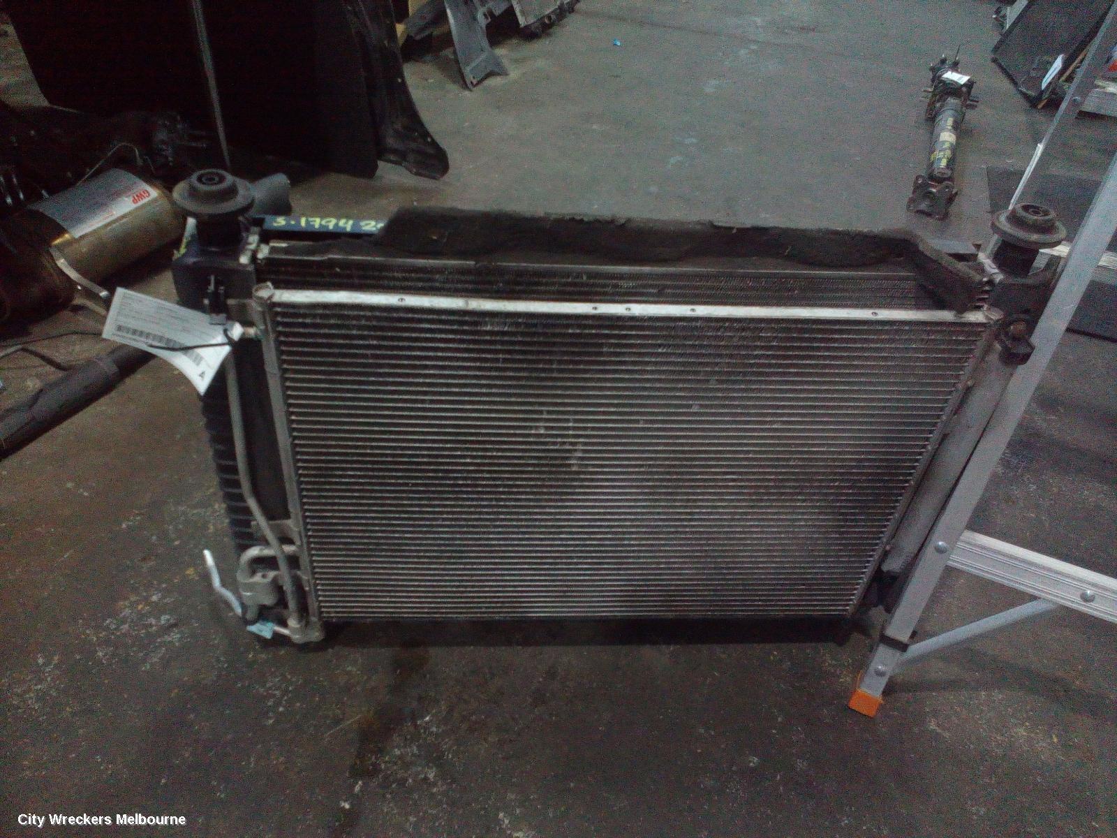 HOLDEN CAPTIVA 2007 Radiator