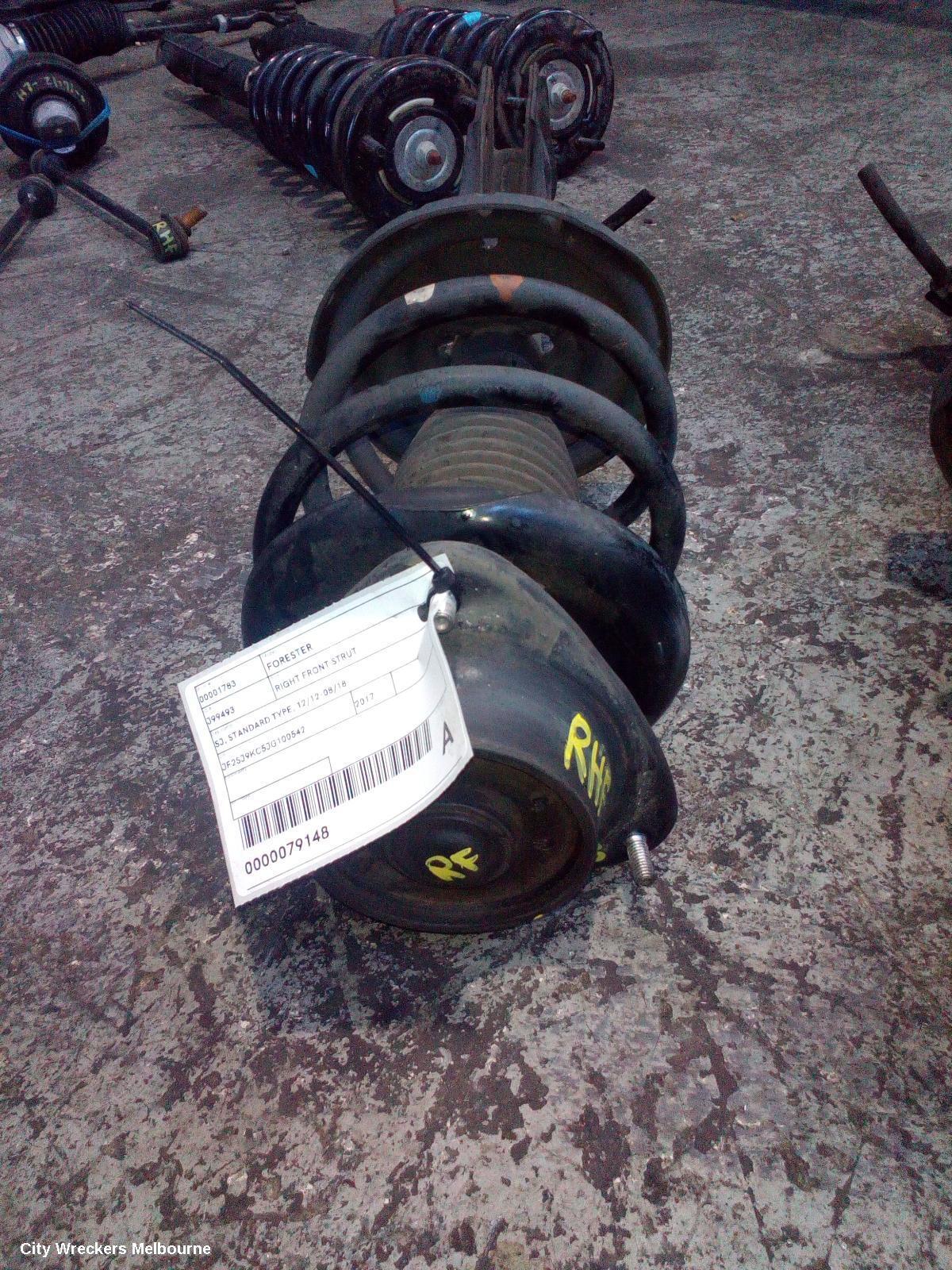 SUBARU FORESTER 2017 Right Front Strut