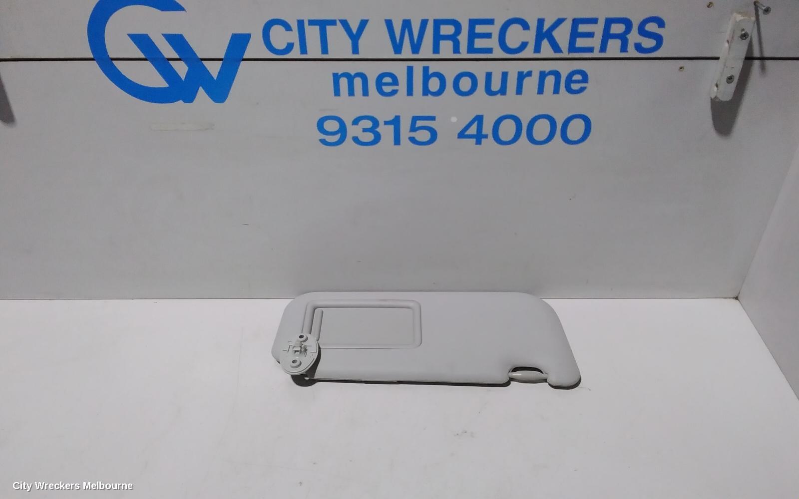 TOYOTA COROLLA 2016 Sunvisor