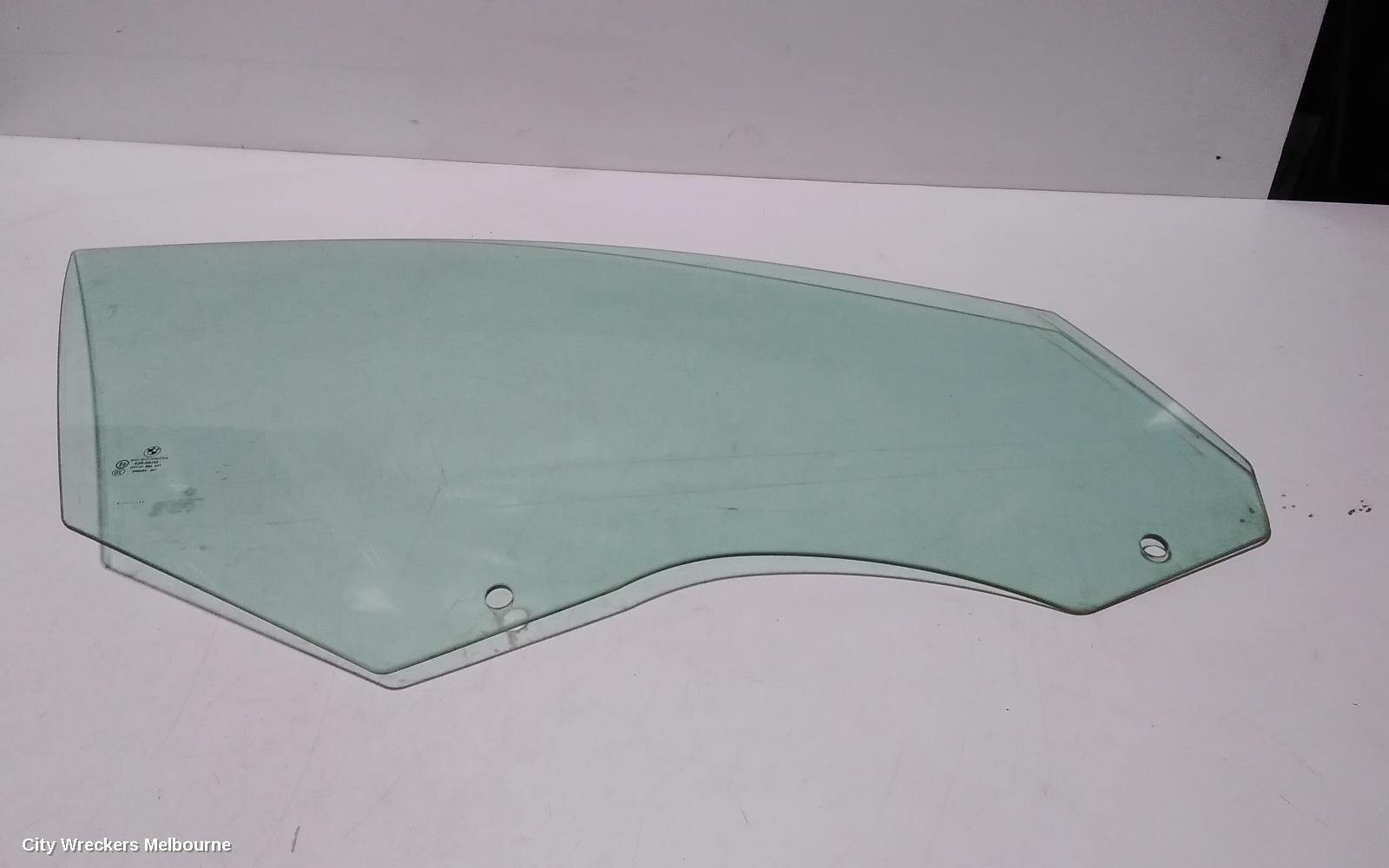 BMW 5 SERIES 2012 Right Front Door Window