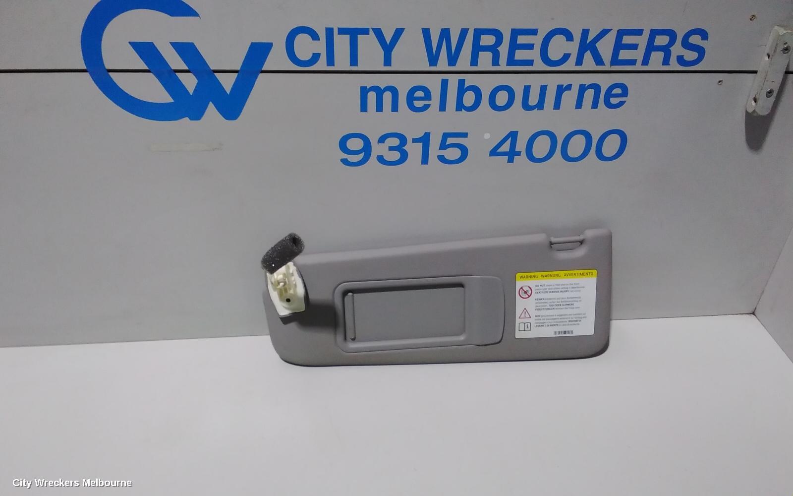 BMW 5 SERIES 2012 Sunvisor