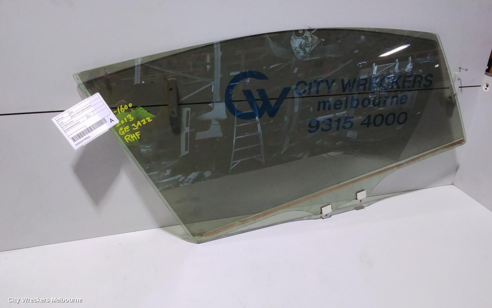 HONDA JAZZ 2013 Right Front Door Window