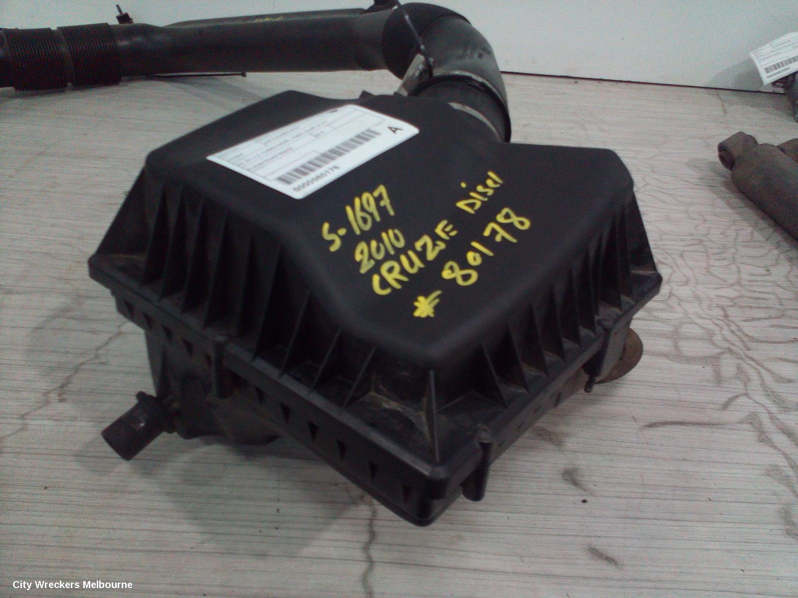 HOLDEN CRUZE 2010 Air Cleaner/Box