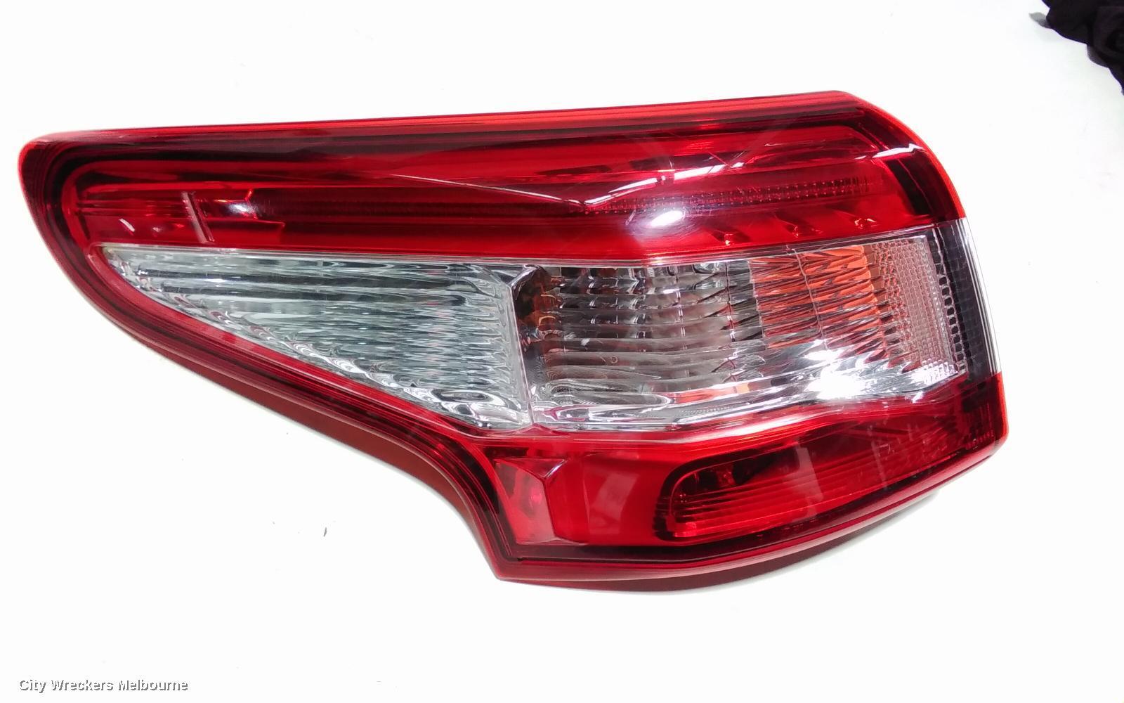 NISSAN QASHQAI 2015 Left Taillight