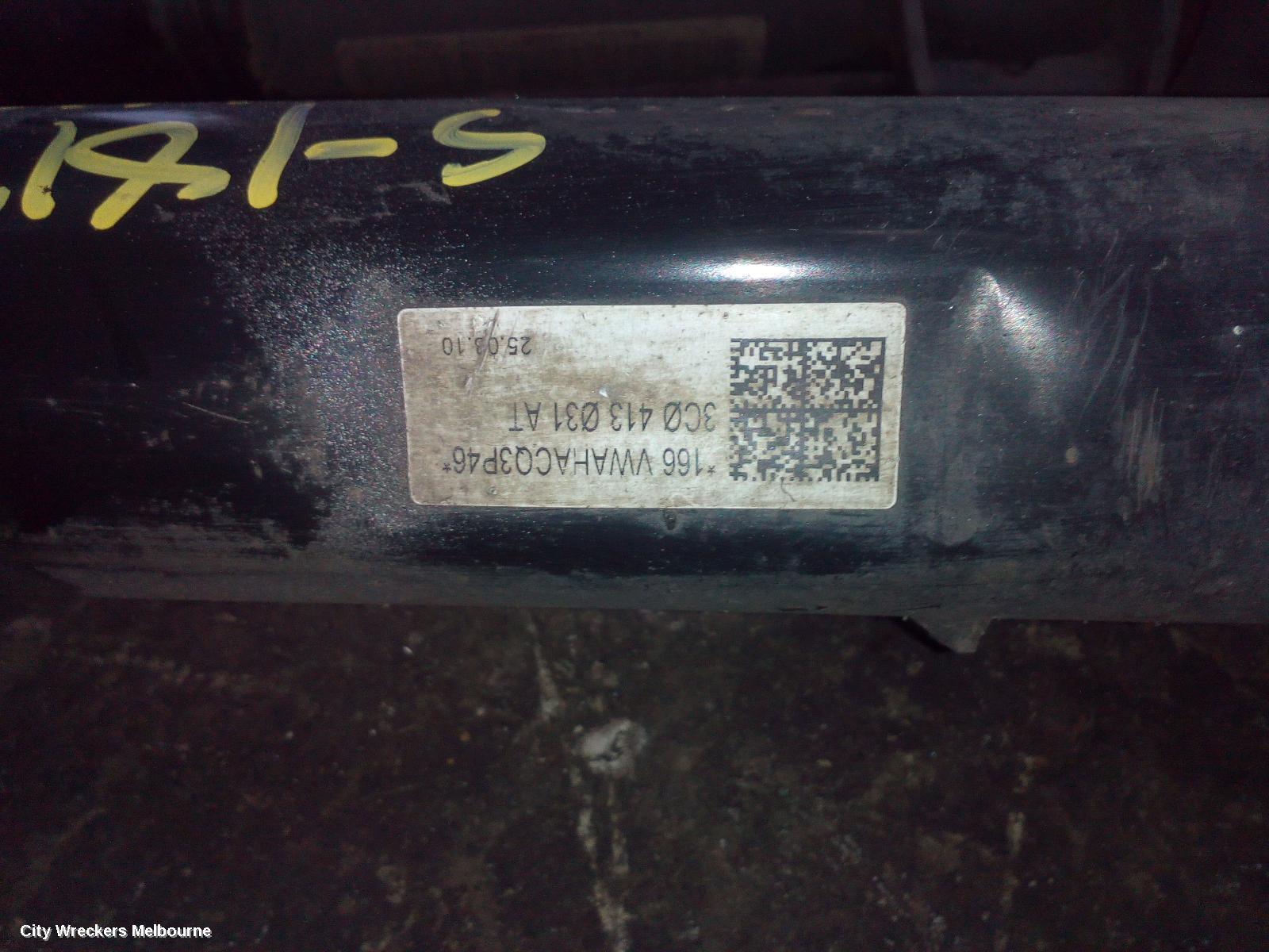 SKODA SUPERB 2010 Left Front Strut