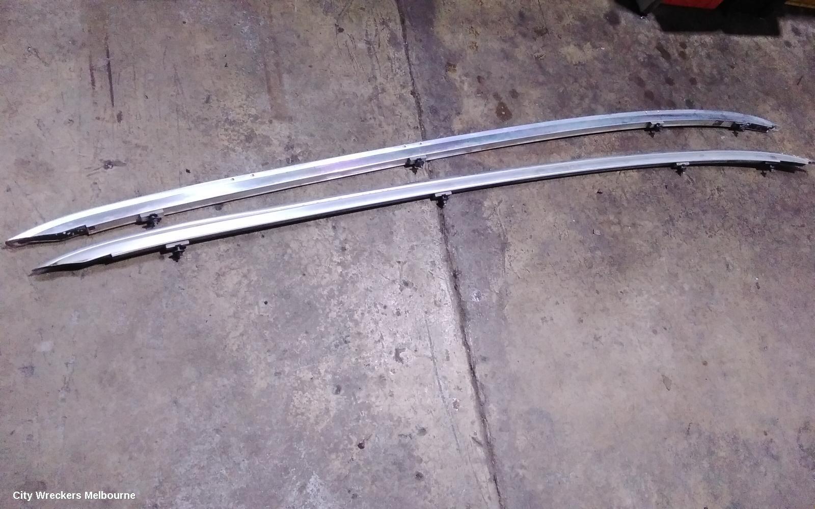 OPEL ASTRA 2013 Roof Rail