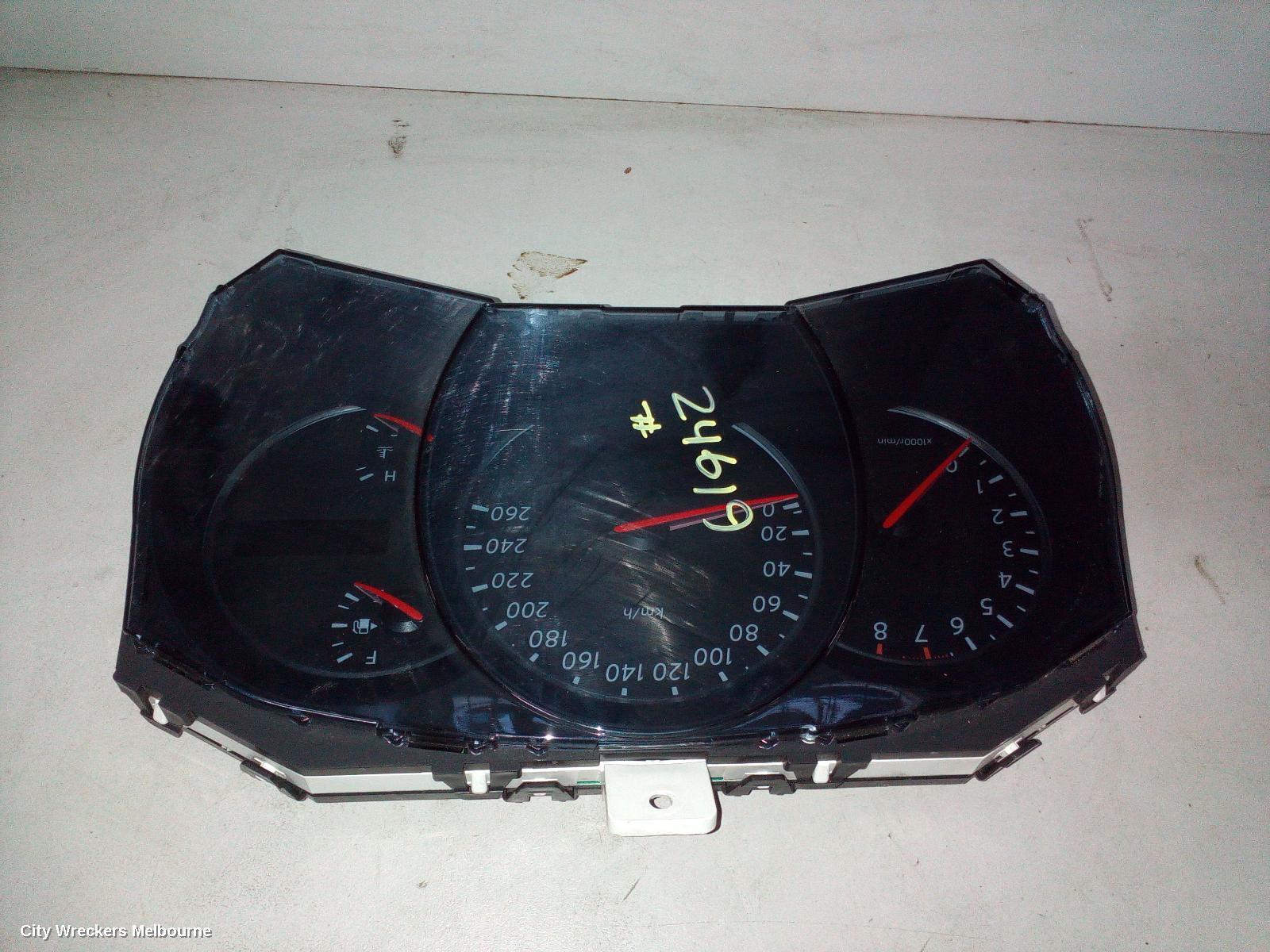 NISSAN MURANO 2013 Speedometer