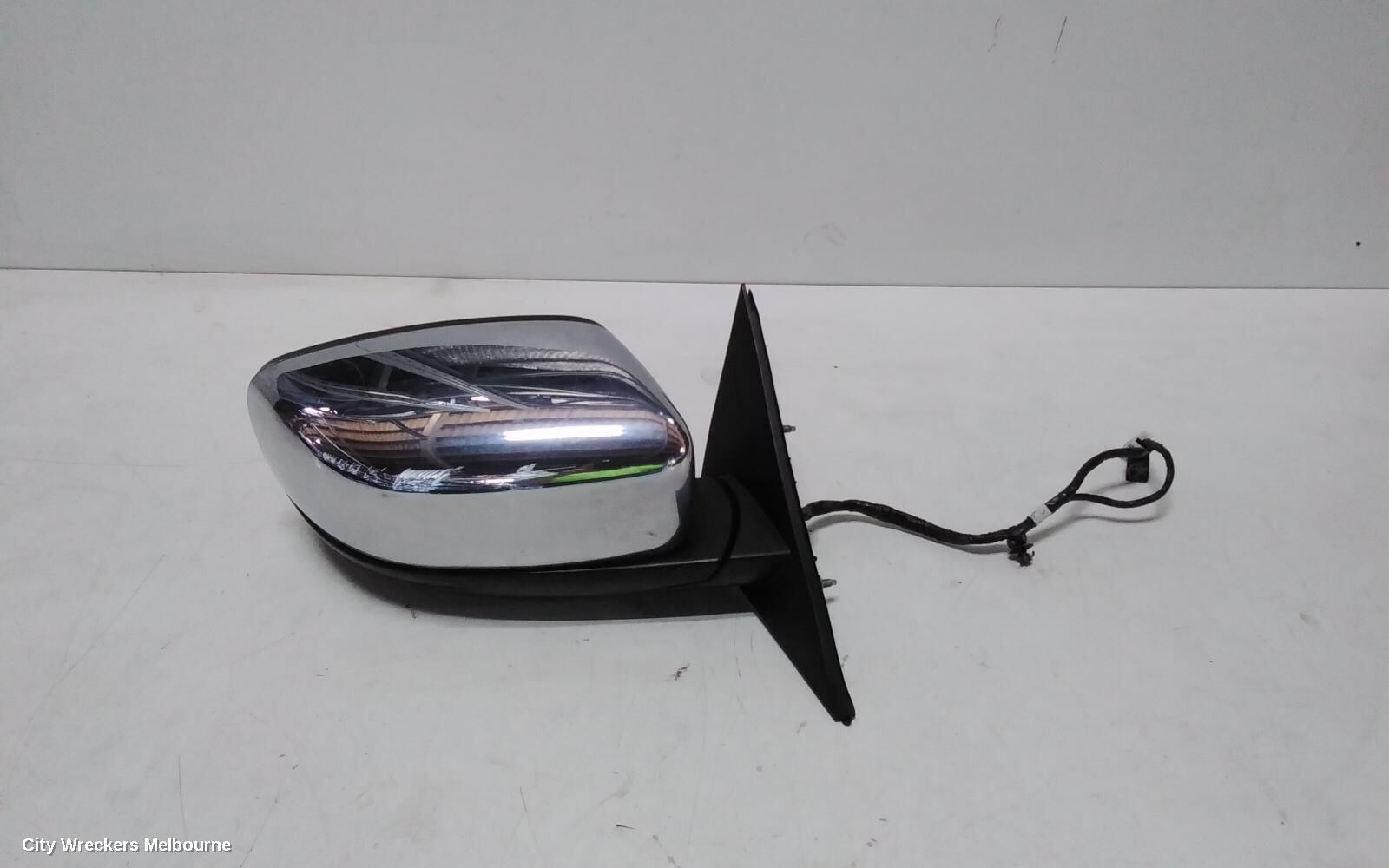 CHRYSLER 300C 2013 Right Door Mirror