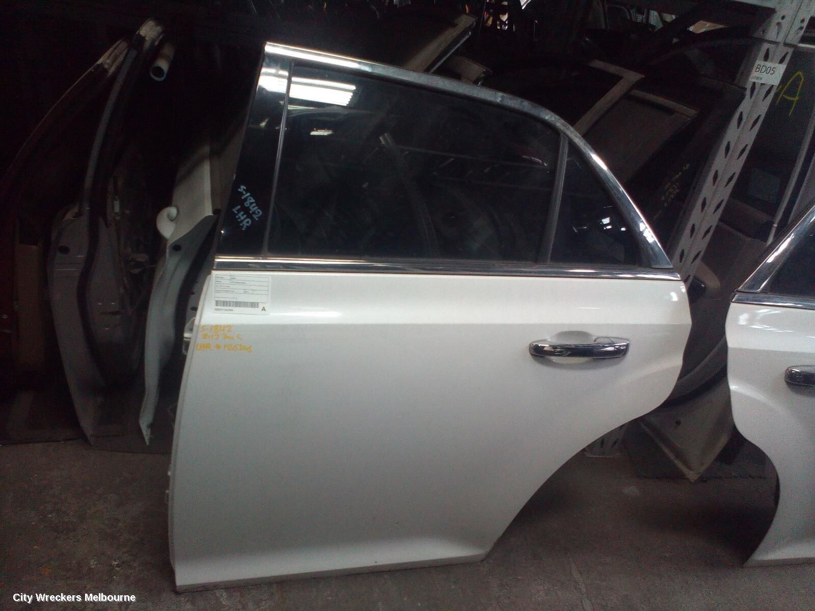 CHRYSLER 300C 2013 Left Rear Door/Sliding