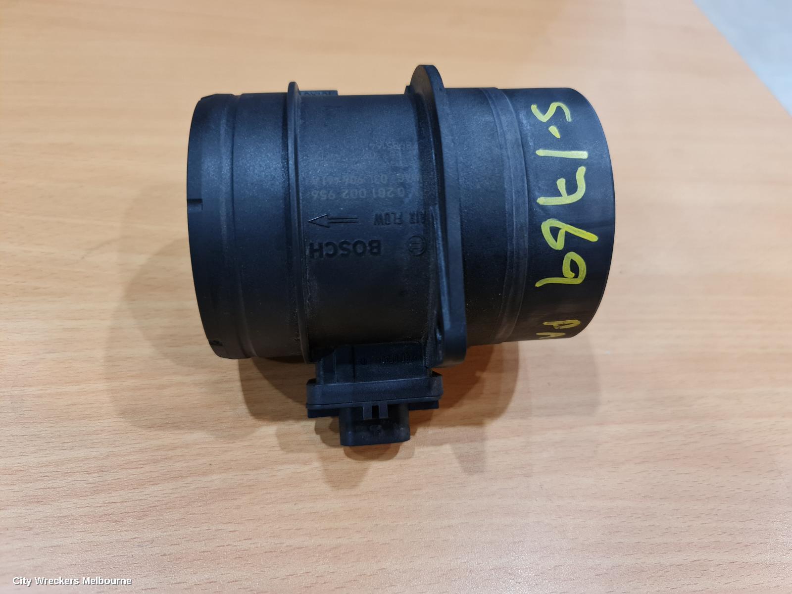 VOLKSWAGEN PASSAT 2011 Air Flow Meter