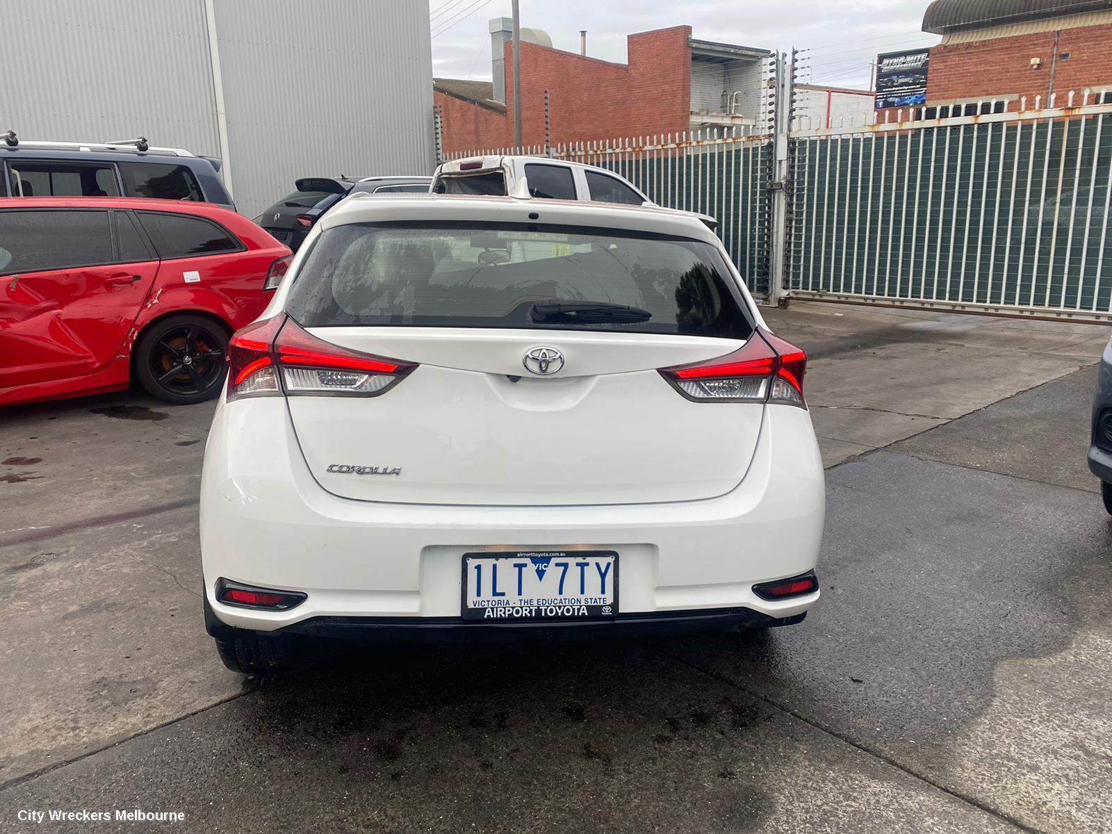 TOYOTA COROLLA 2016 Side Step/Skirt