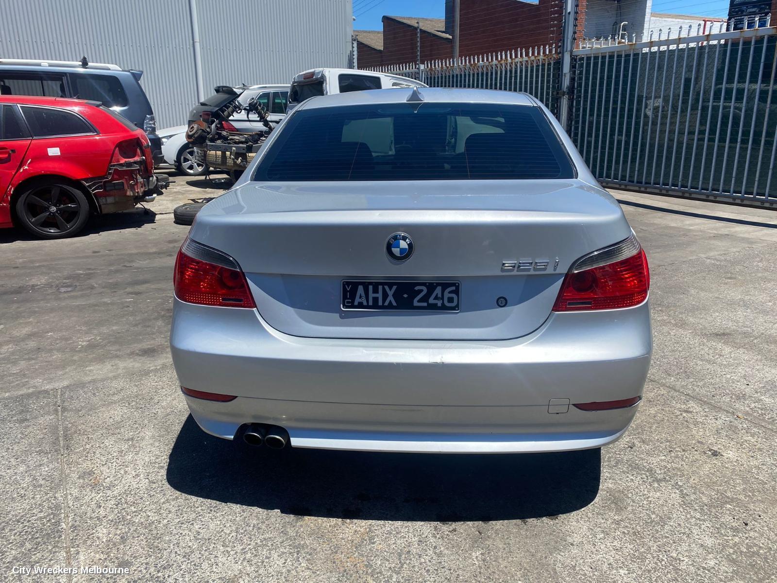 BMW 5 SERIES 2004 Rear Bumper