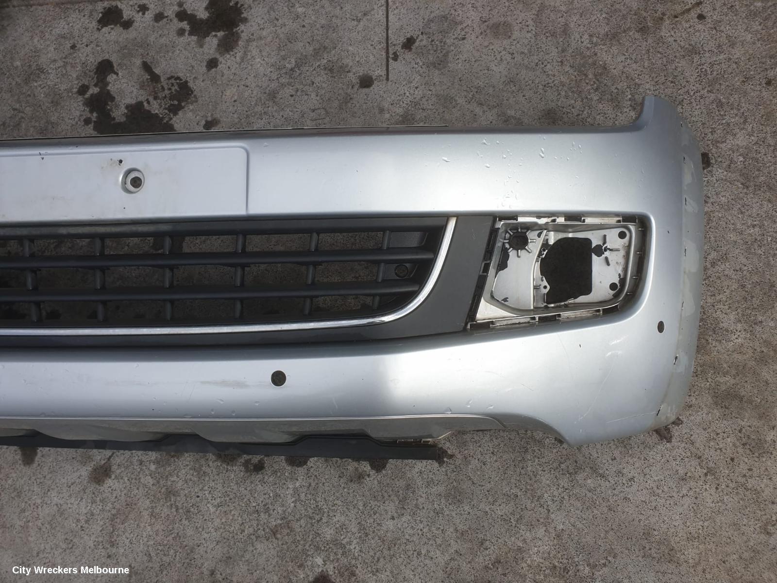 VOLKSWAGEN AMAROK 2014 Front Bumper