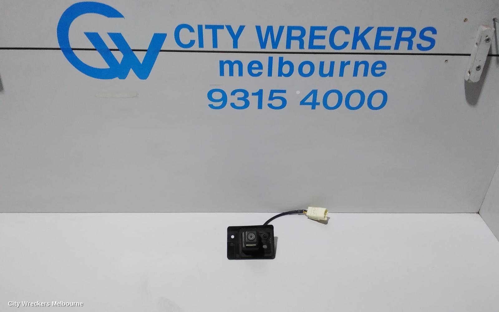 MITSUBISHI OUTLANDER 2015 REVERSE_CAMERA