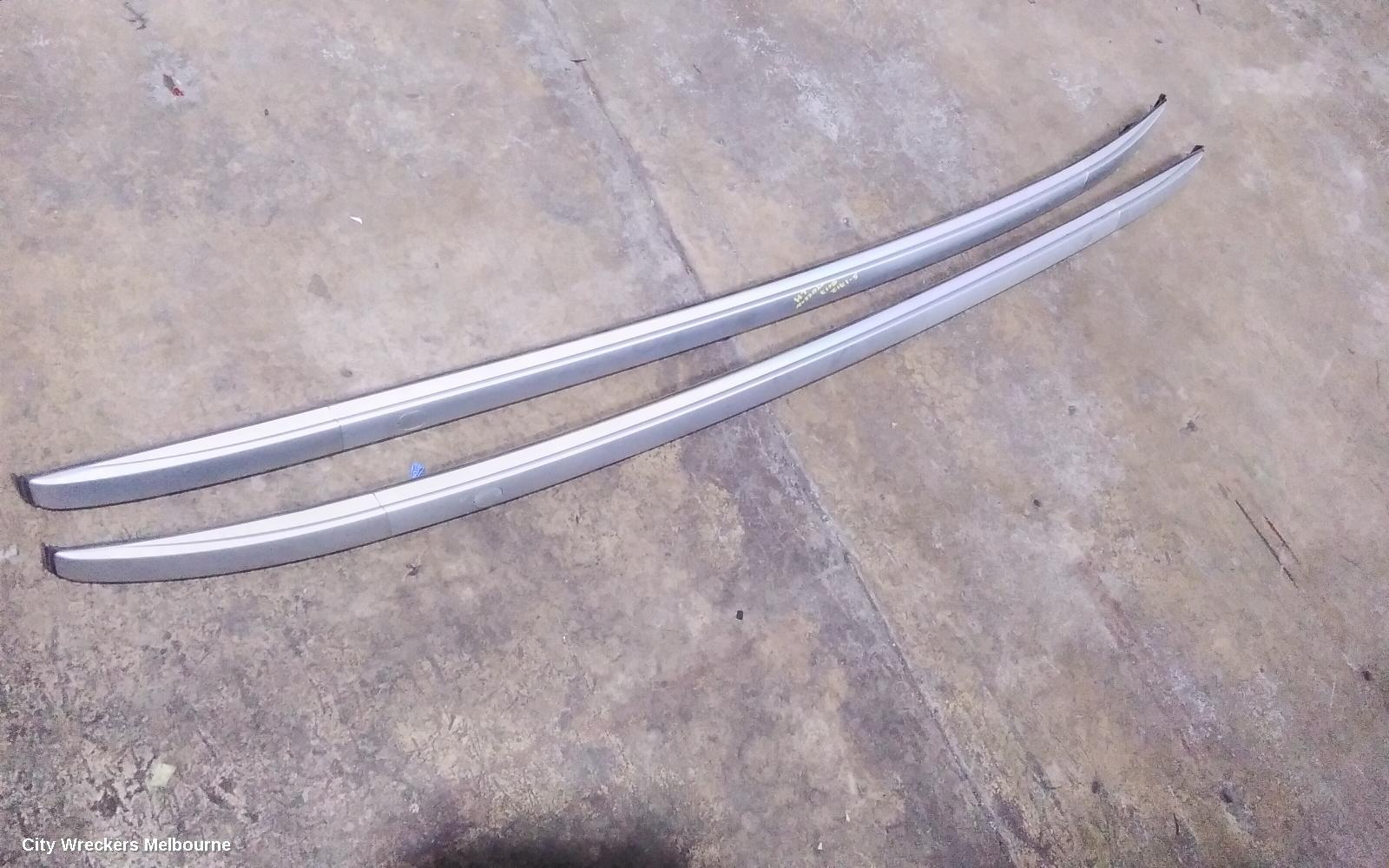 HYUNDAI TUCSON 2017 Roof Rail