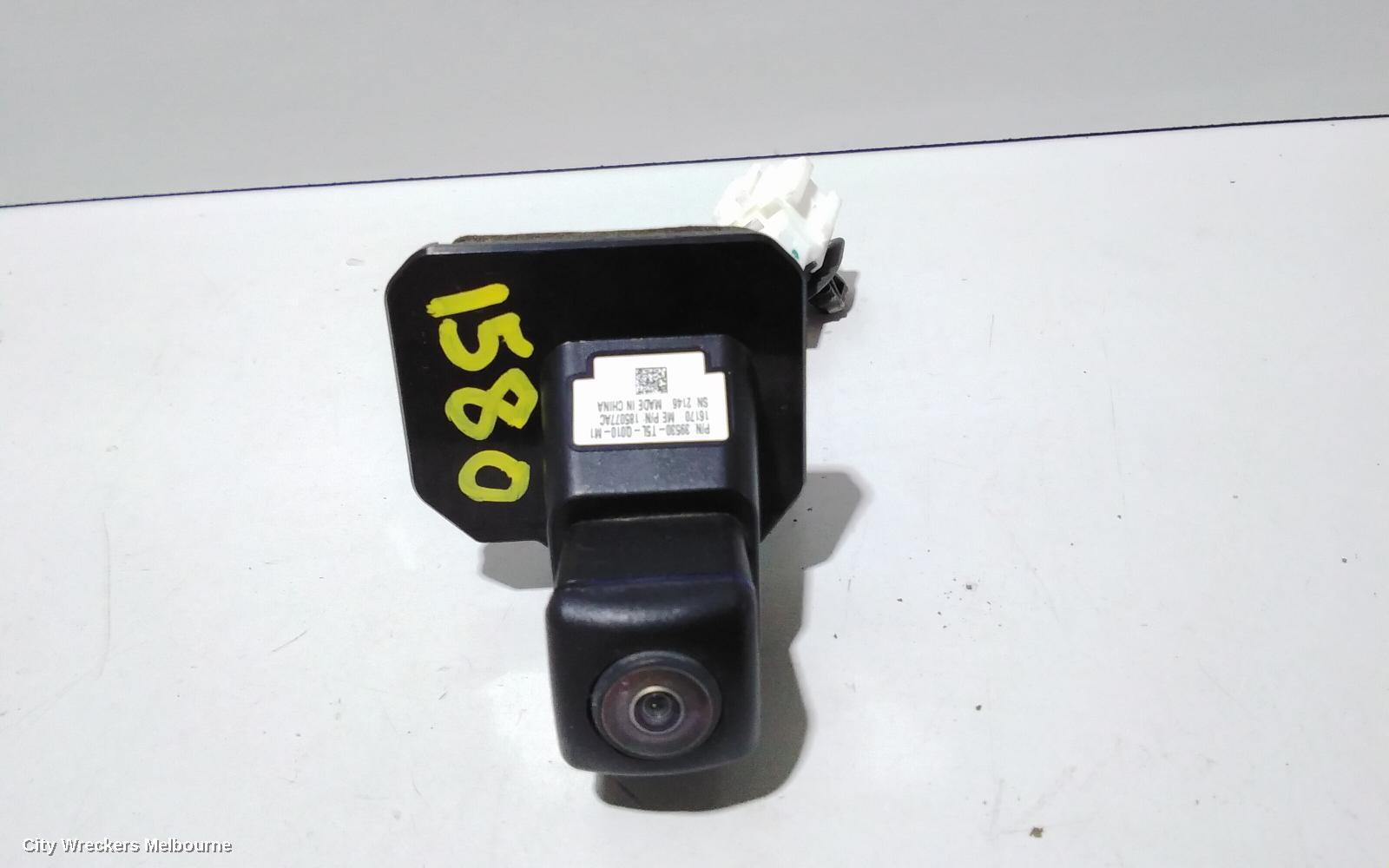 HONDA JAZZ 2017 REVERSE_CAMERA