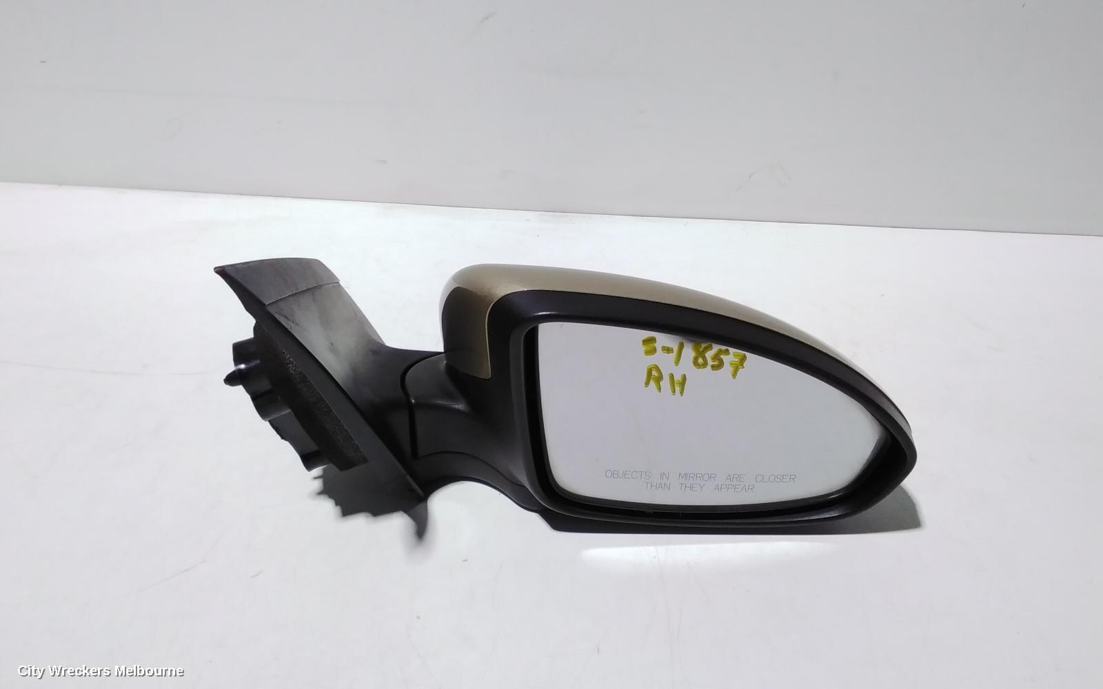 HOLDEN CRUZE 2009 Right Door Mirror