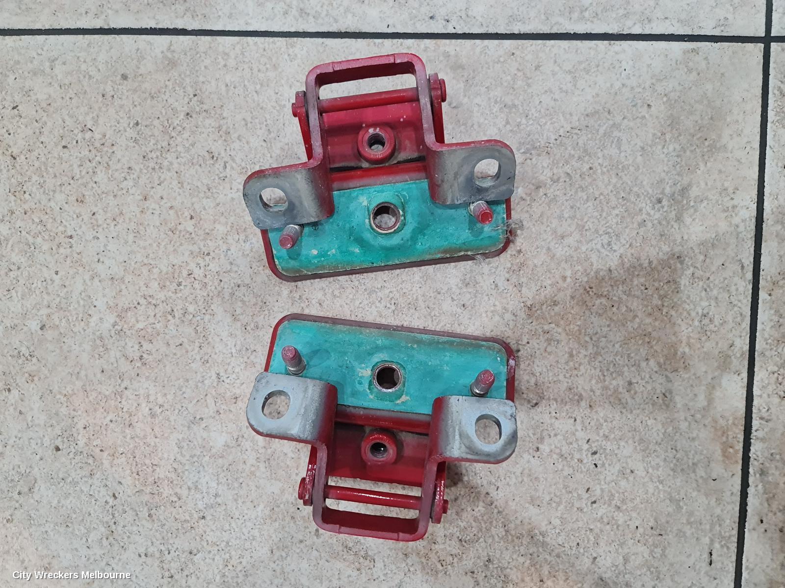 HOLDEN COMMODORE 2013 Bootlid/Tgate Hinge