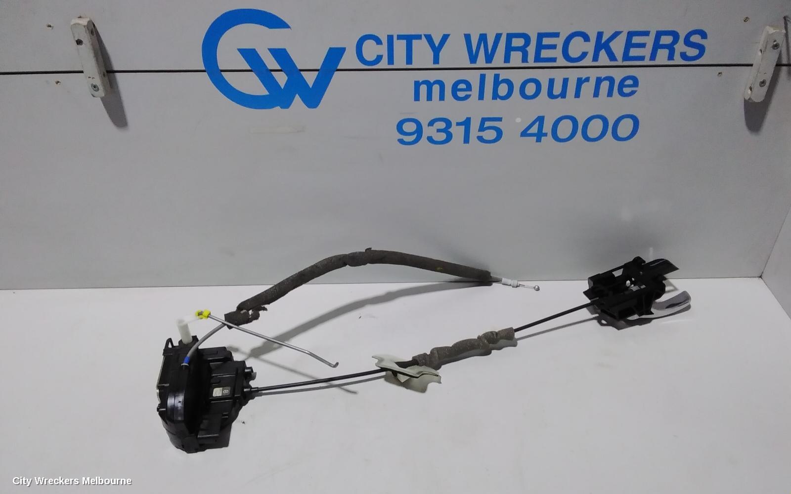 NISSAN DUALIS 2011 Door/Boot/Gate Lock