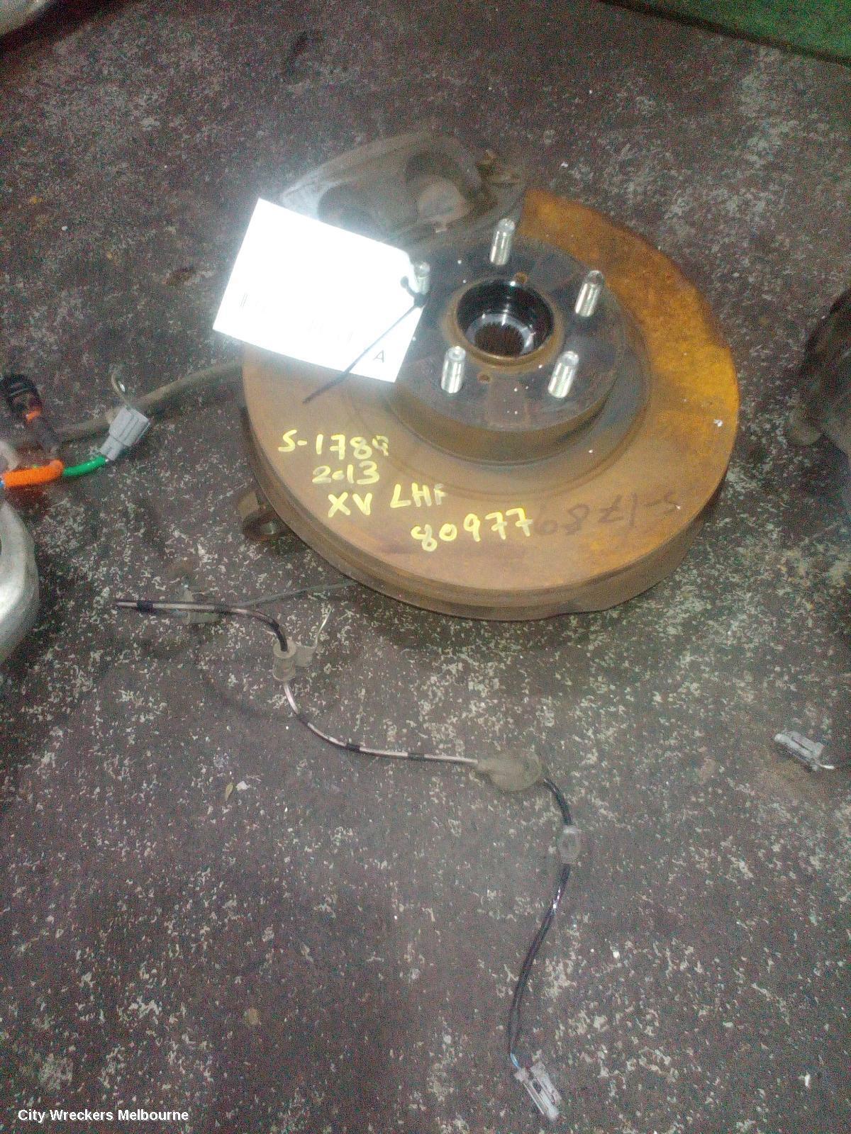 SUBARU XV 2013 Left Front Hub Assembly